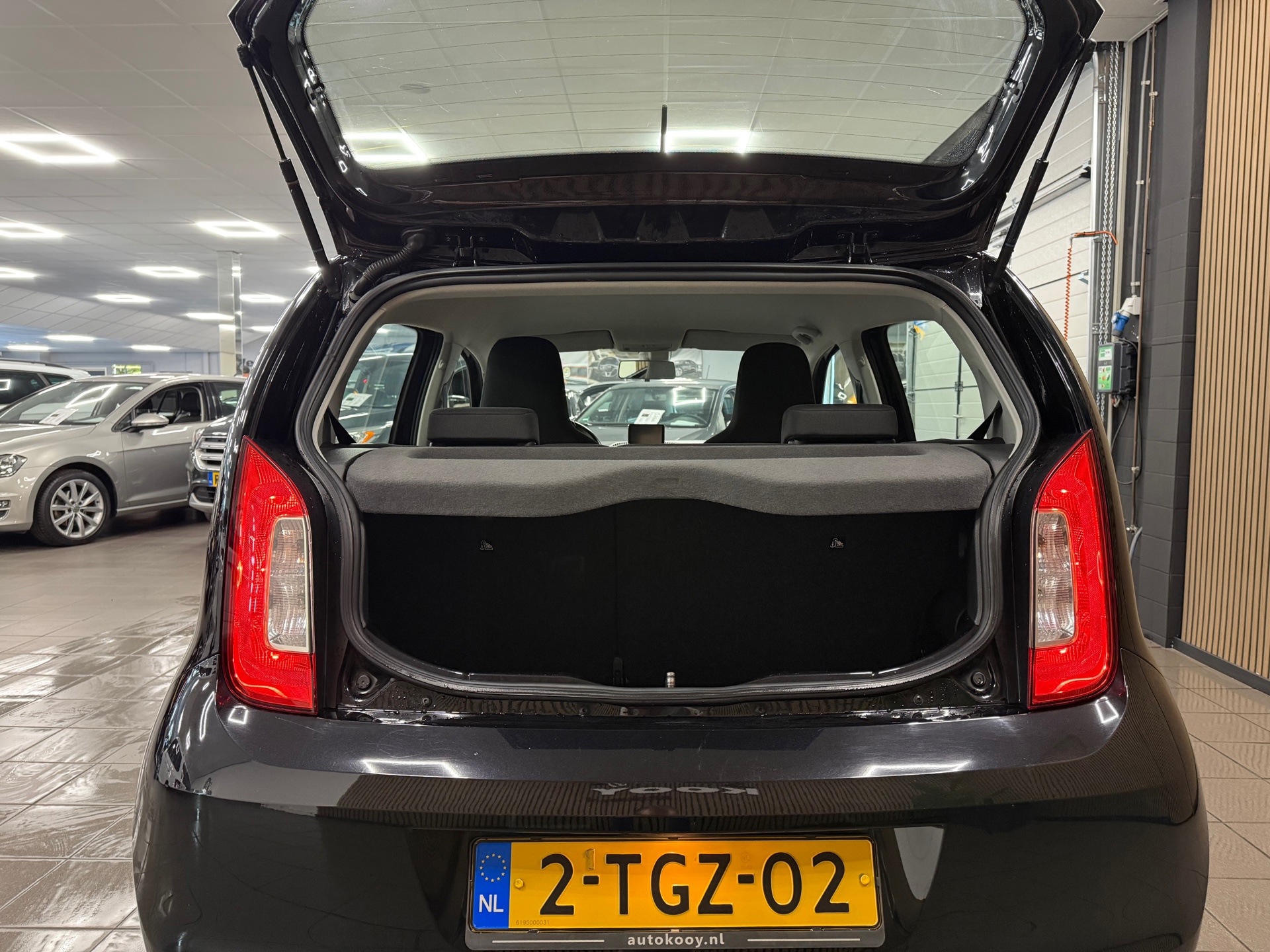 https://www.autokooy.nl//xml/images/46786230-5.JPG