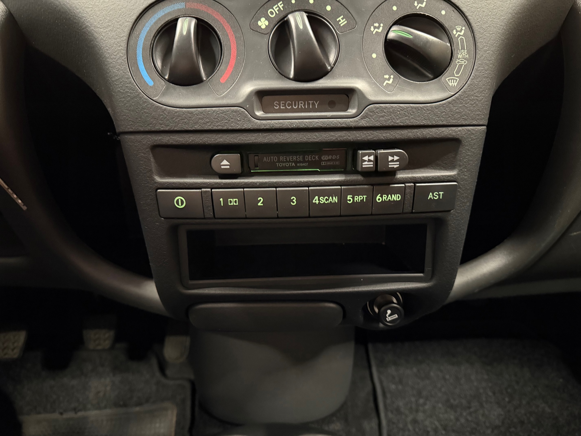 https://www.autokooy.nl//xml/images/46786414-19.JPG