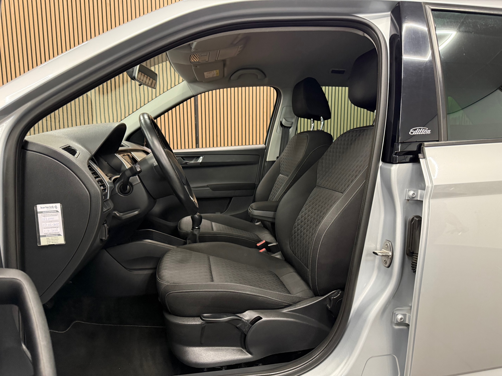 https://www.autokooy.nl//xml/images/46804994-12.JPG