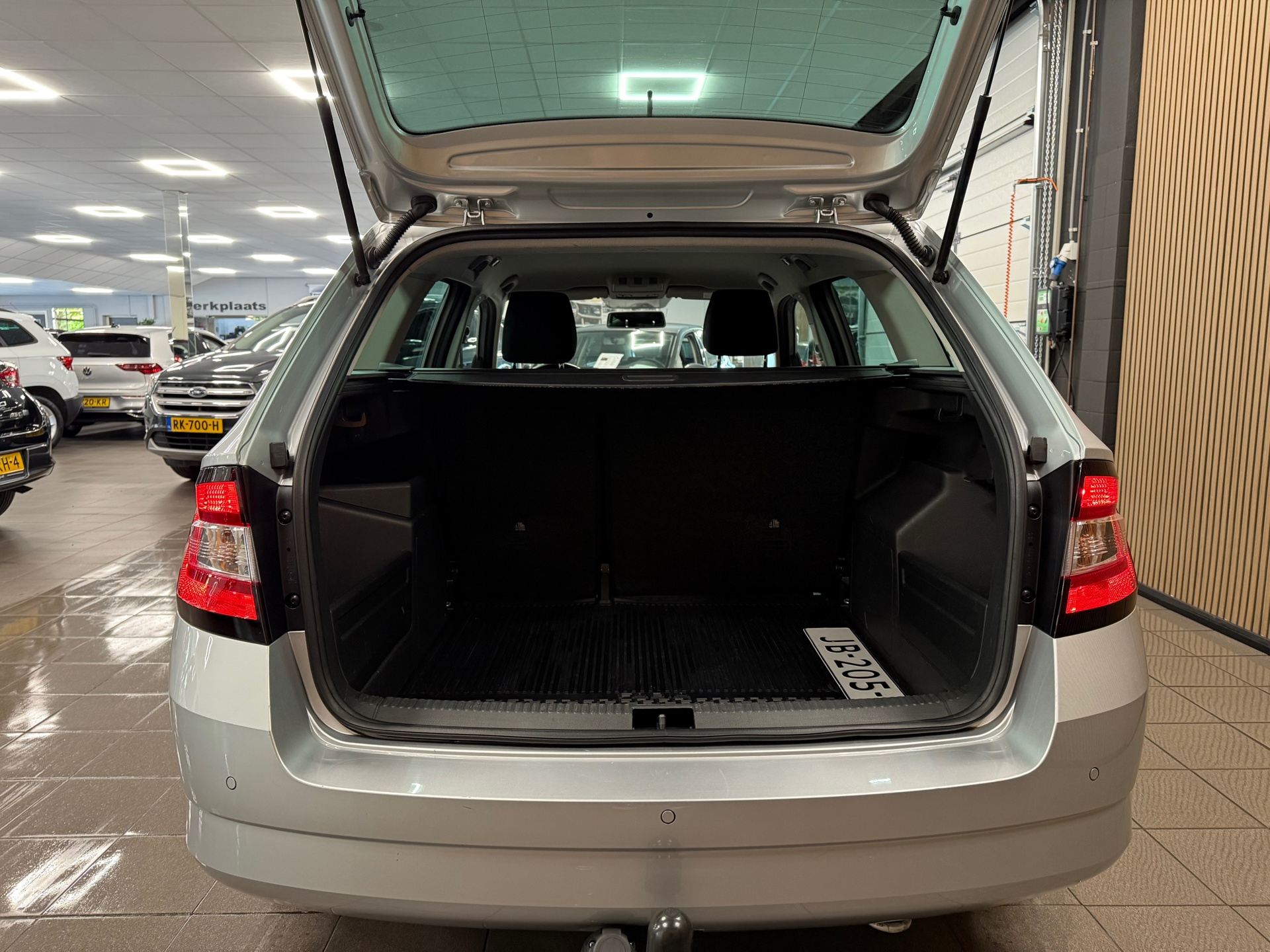 https://www.autokooy.nl//xml/images/46804994-5.JPG