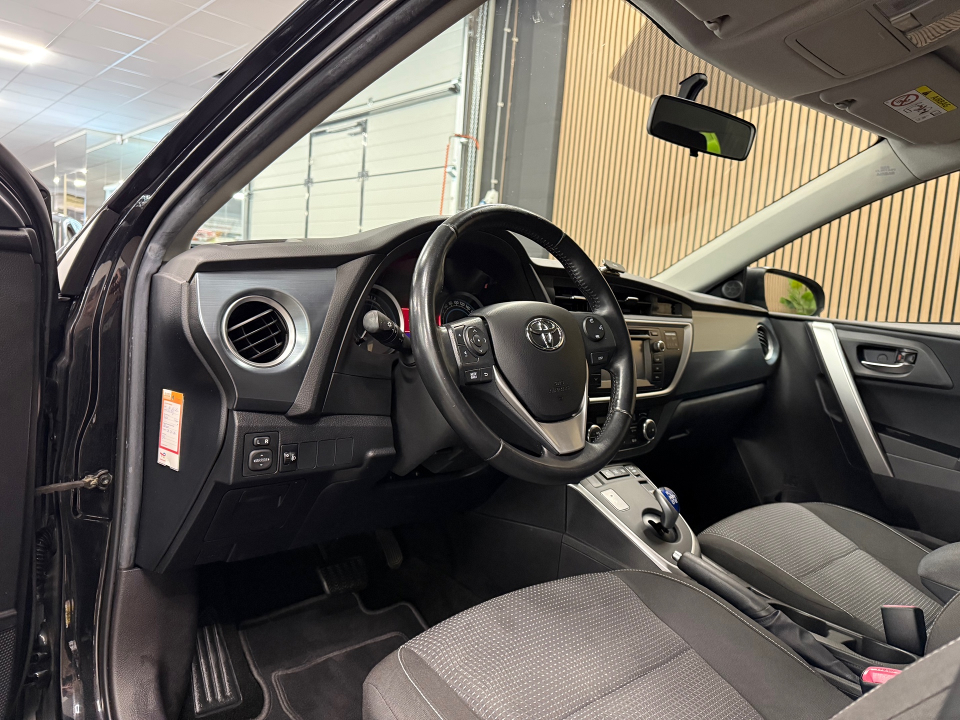 https://www.autokooy.nl//xml/images/46805227-12.JPG