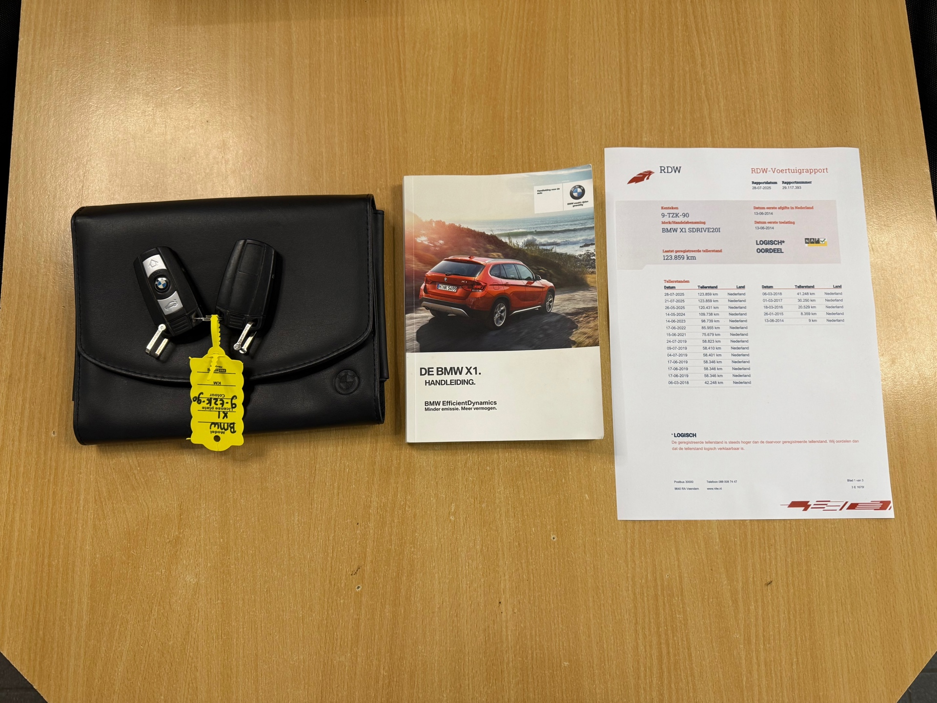 https://www.autokooy.nl//xml/images/46834621-24.JPG