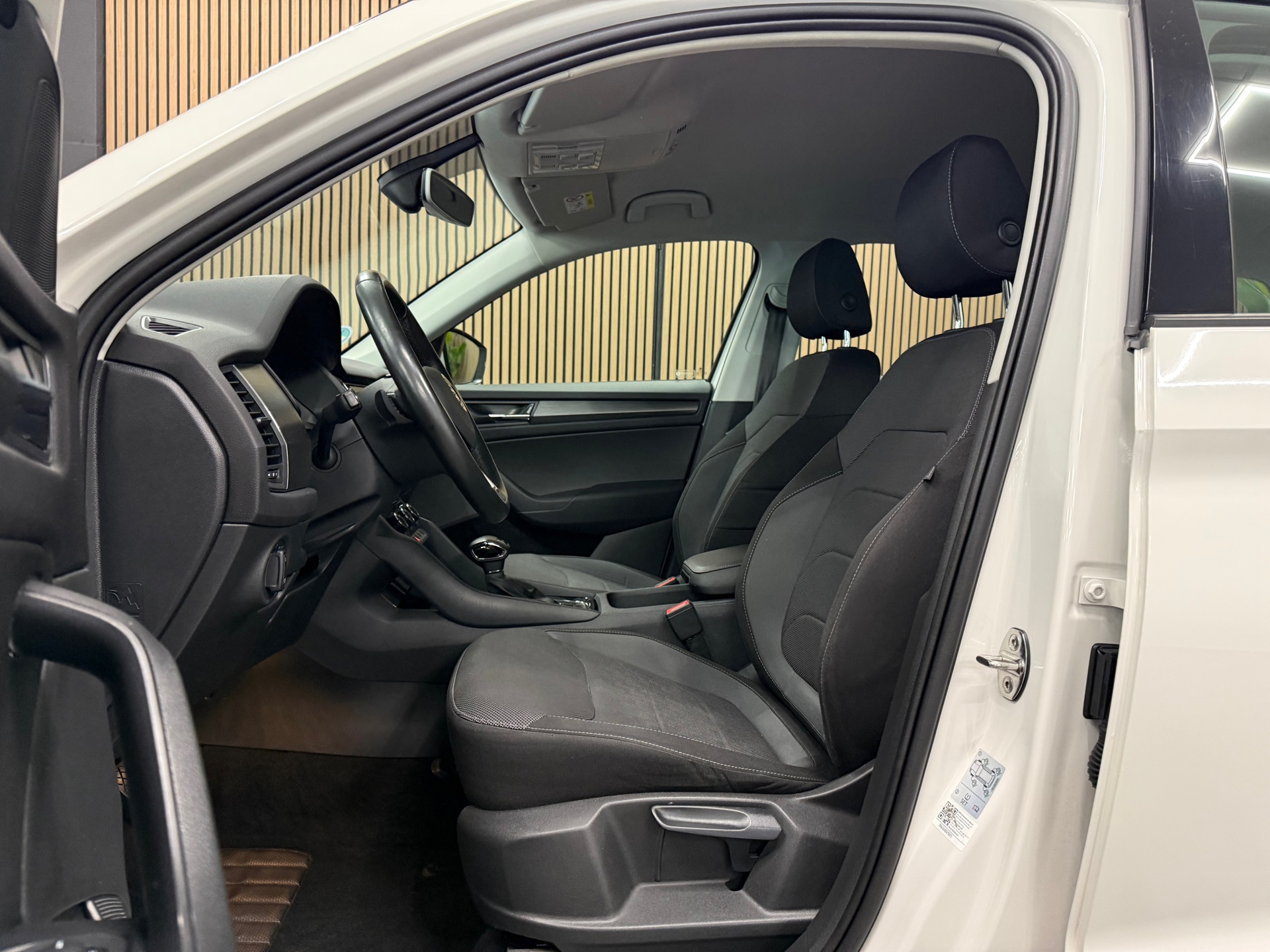 https://www.autokooy.nl//xml/images/46835125-11.JPG