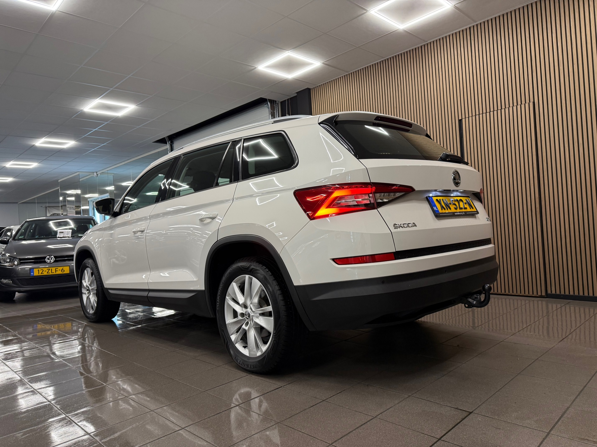 https://www.autokooy.nl//xml/images/46835125-3.JPG
