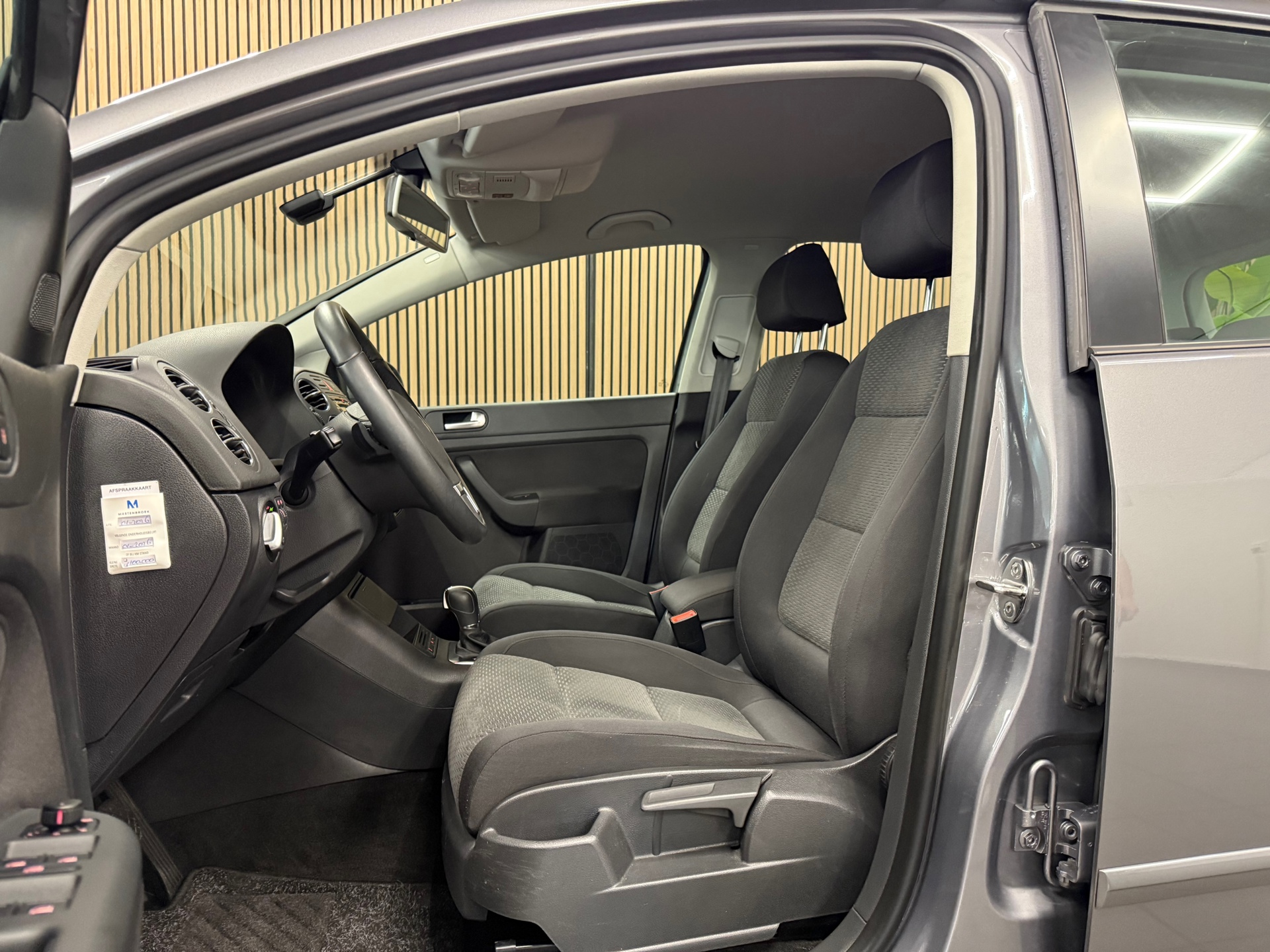 https://www.autokooy.nl//xml/images/46855244-11.JPG