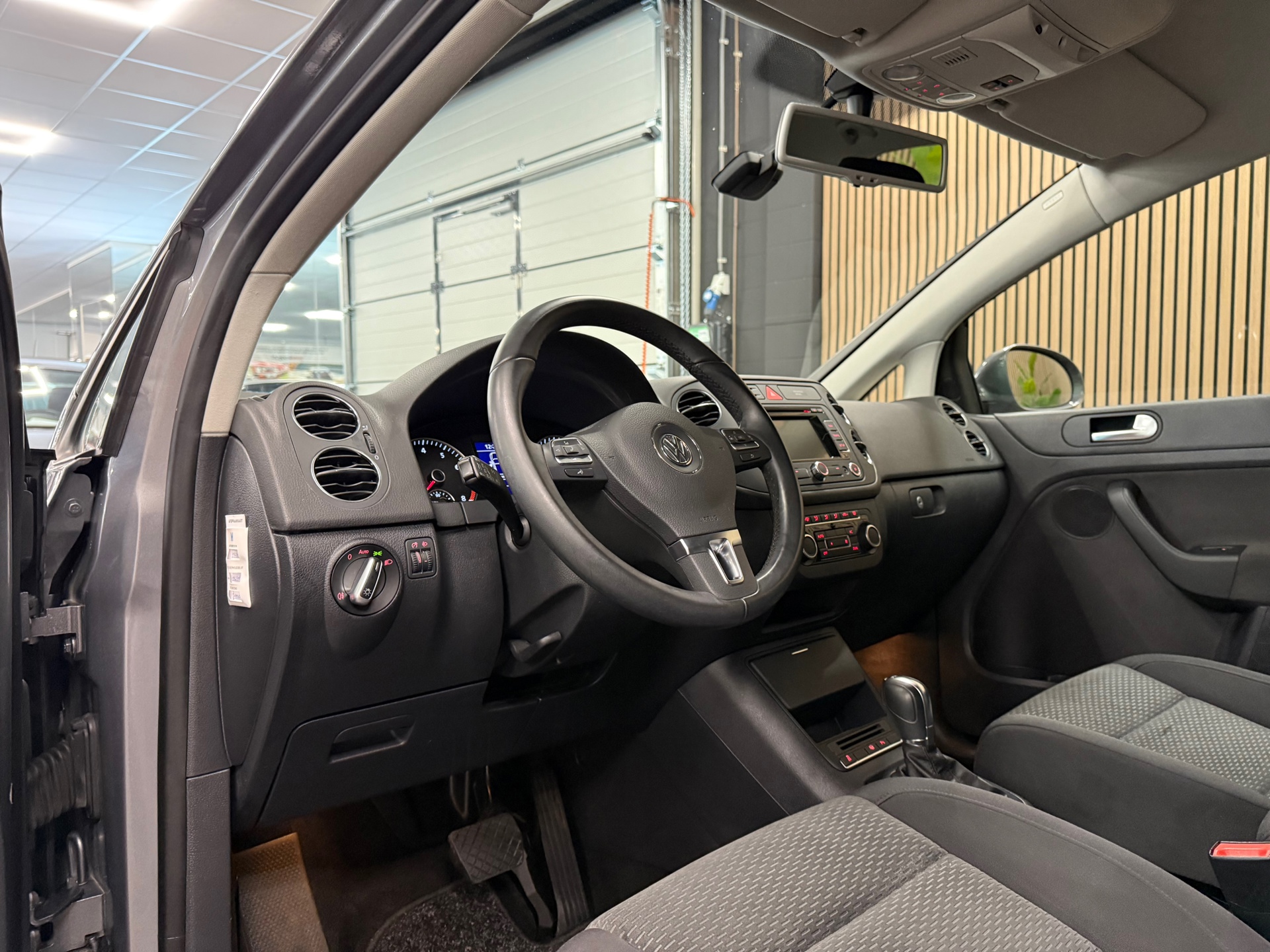 https://www.autokooy.nl//xml/images/46855244-12.JPG