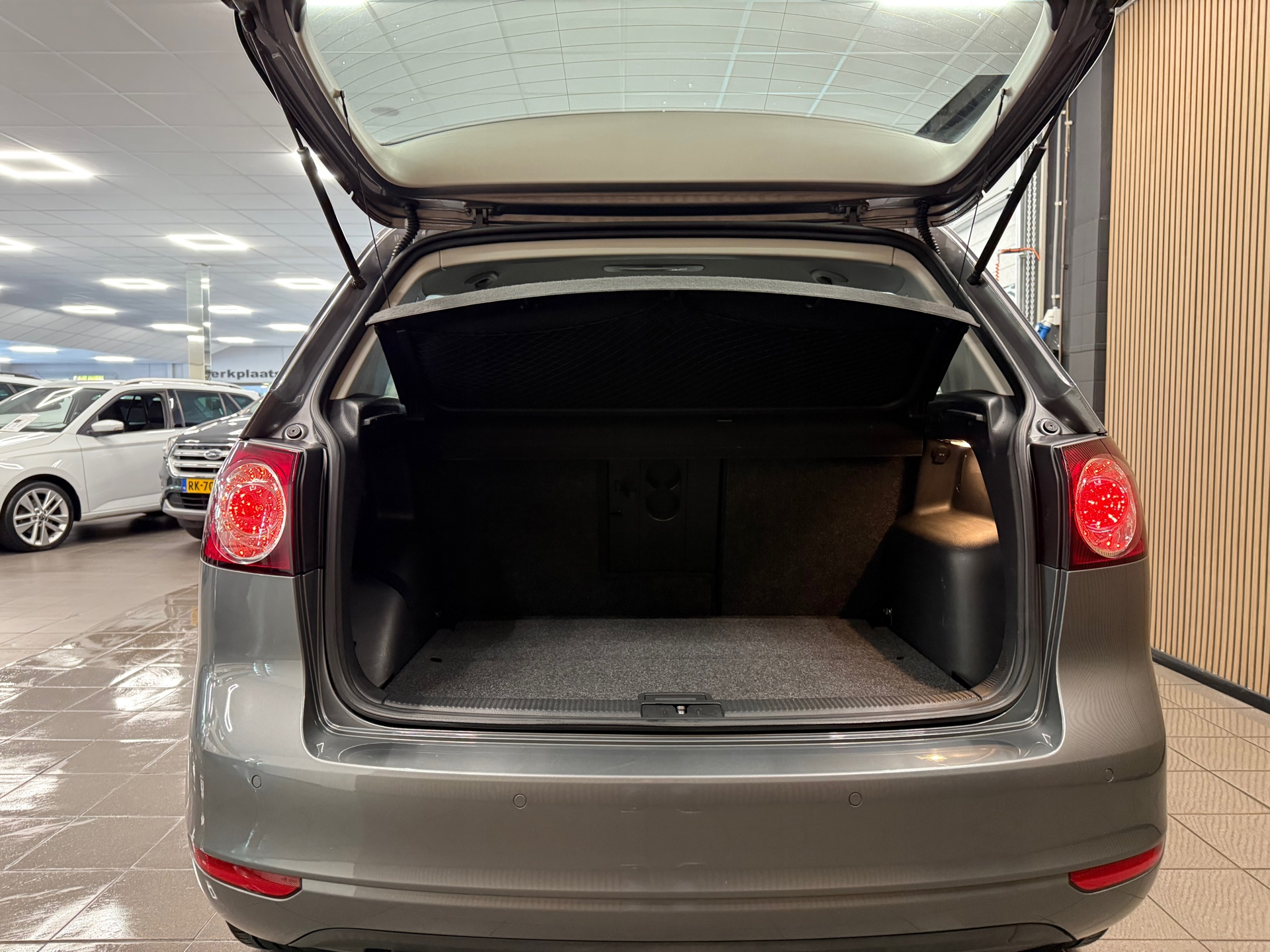 https://www.autokooy.nl//xml/images/46855244-5.JPG
