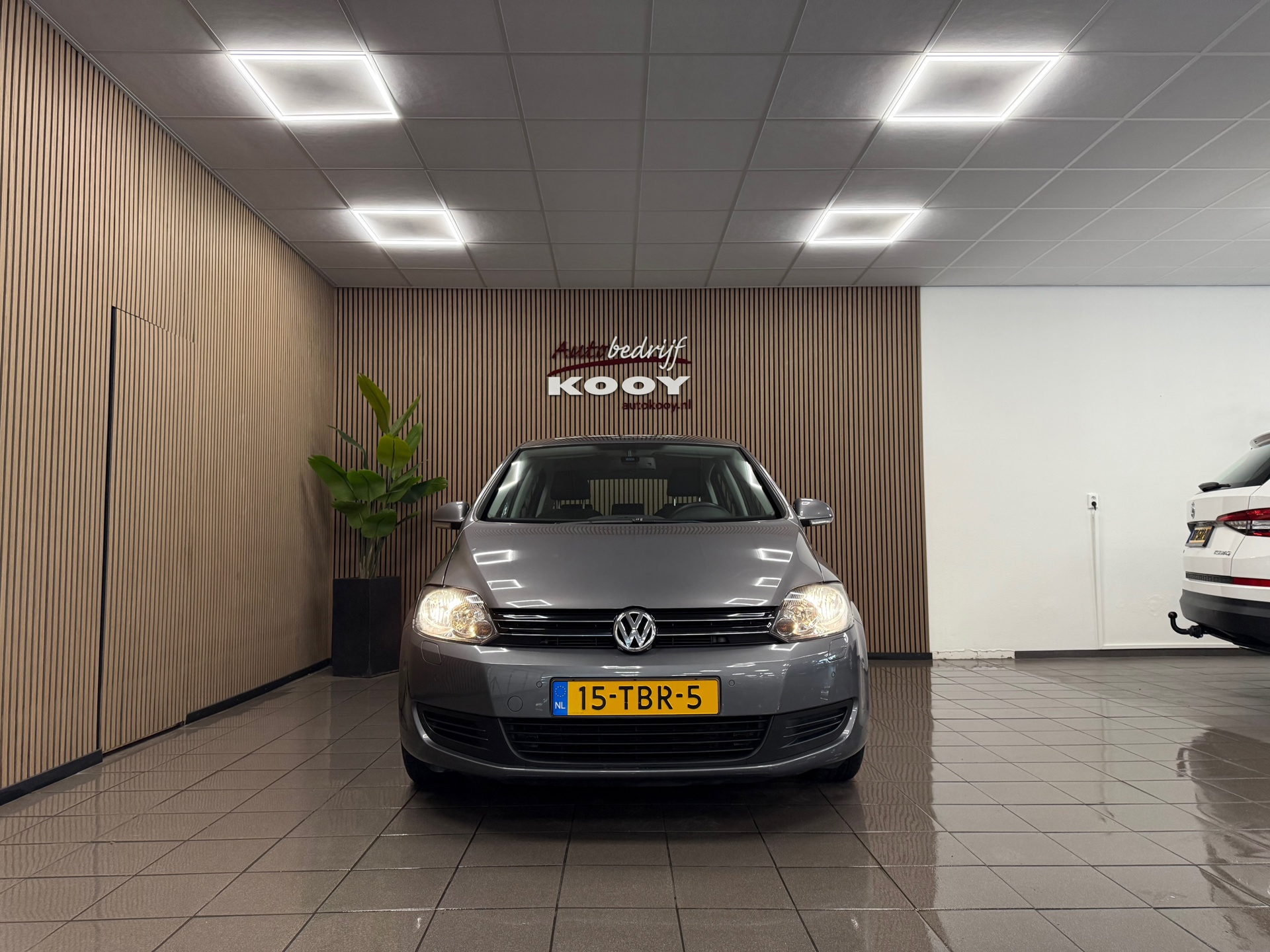 https://www.autokooy.nl//xml/images/46855244-8.JPG