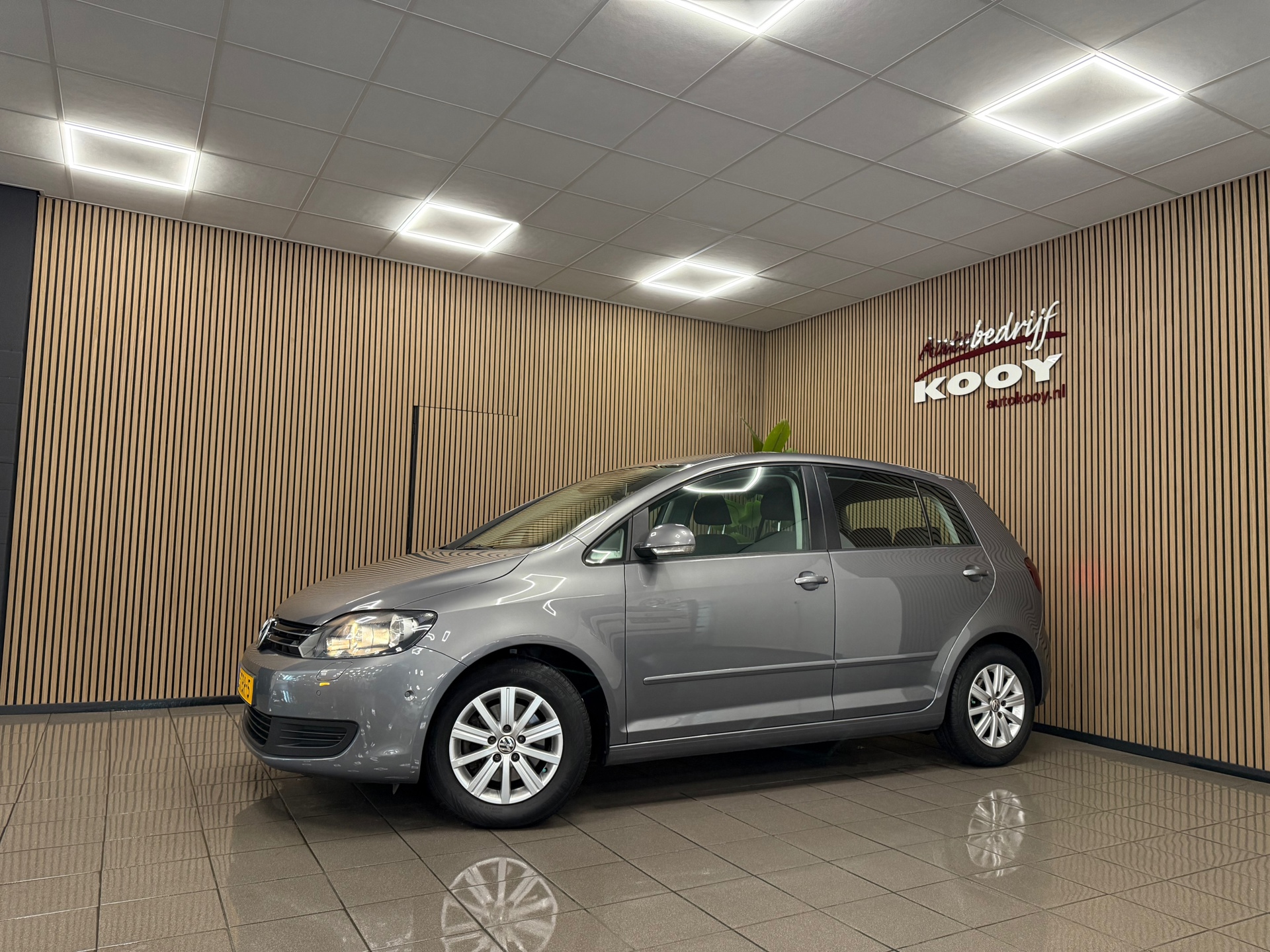 https://www.autokooy.nl//xml/images/46855244-9.JPG