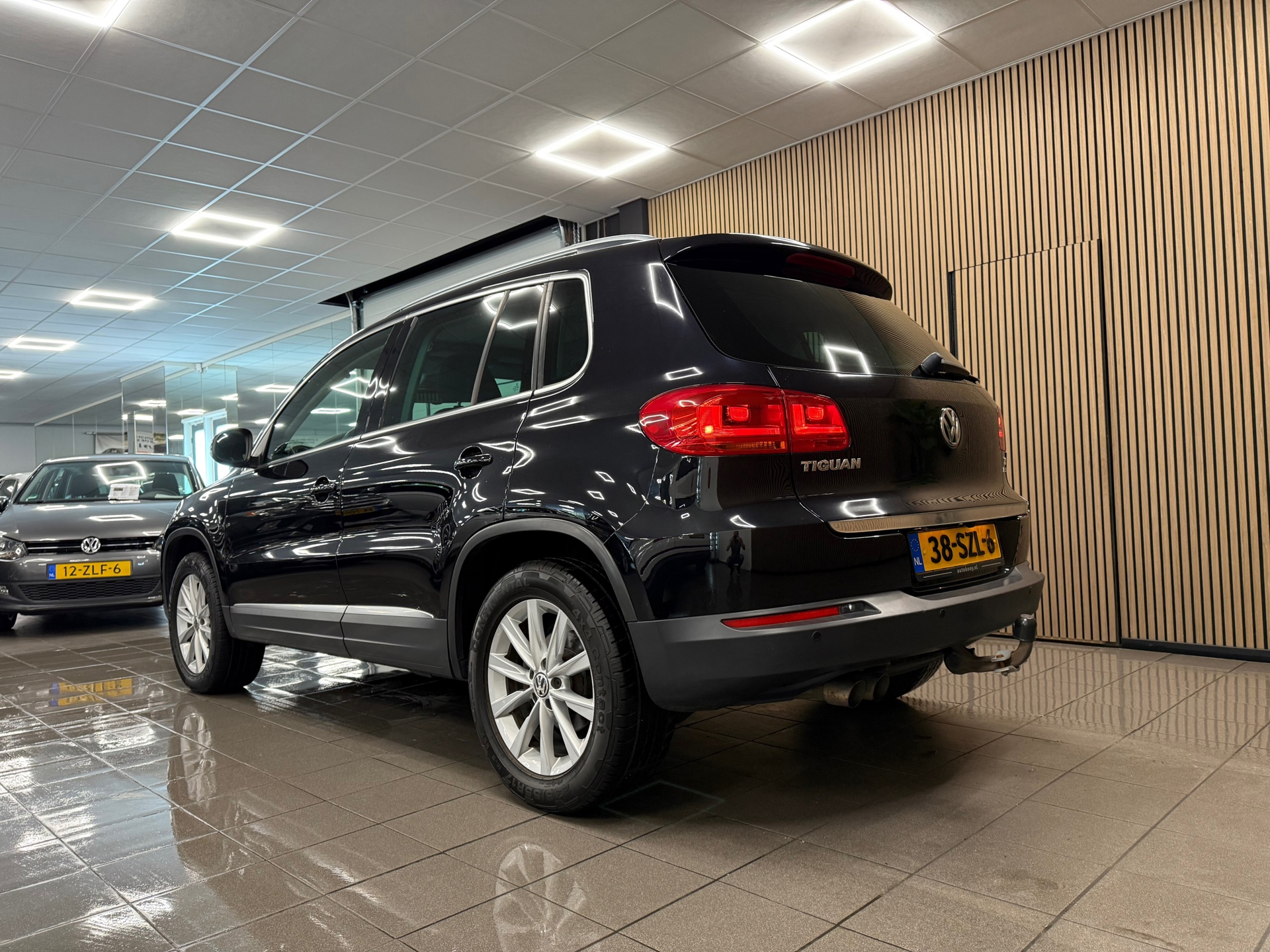https://www.autokooy.nl//xml/images/46855271-3.JPG