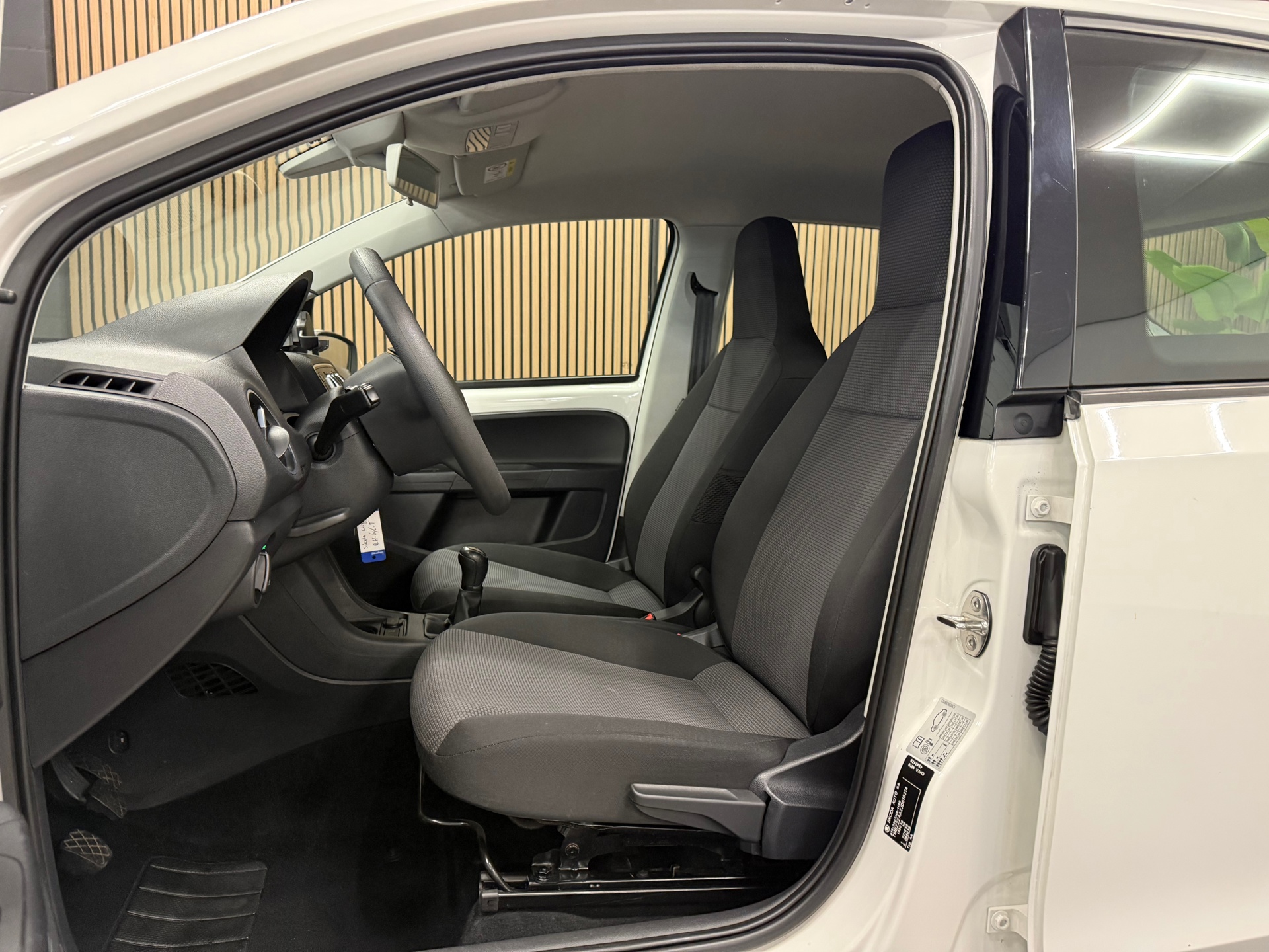 https://www.autokooy.nl//xml/images/46883850-12.JPG