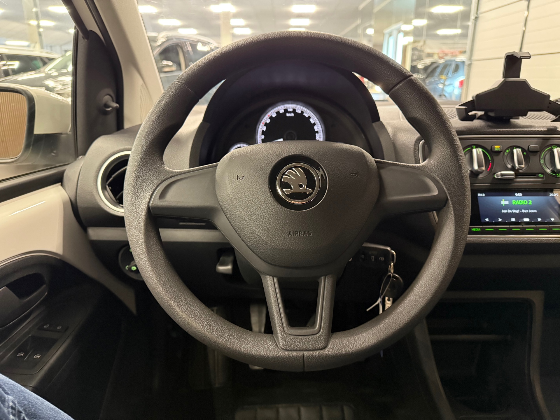 https://www.autokooy.nl//xml/images/46883850-14.JPG