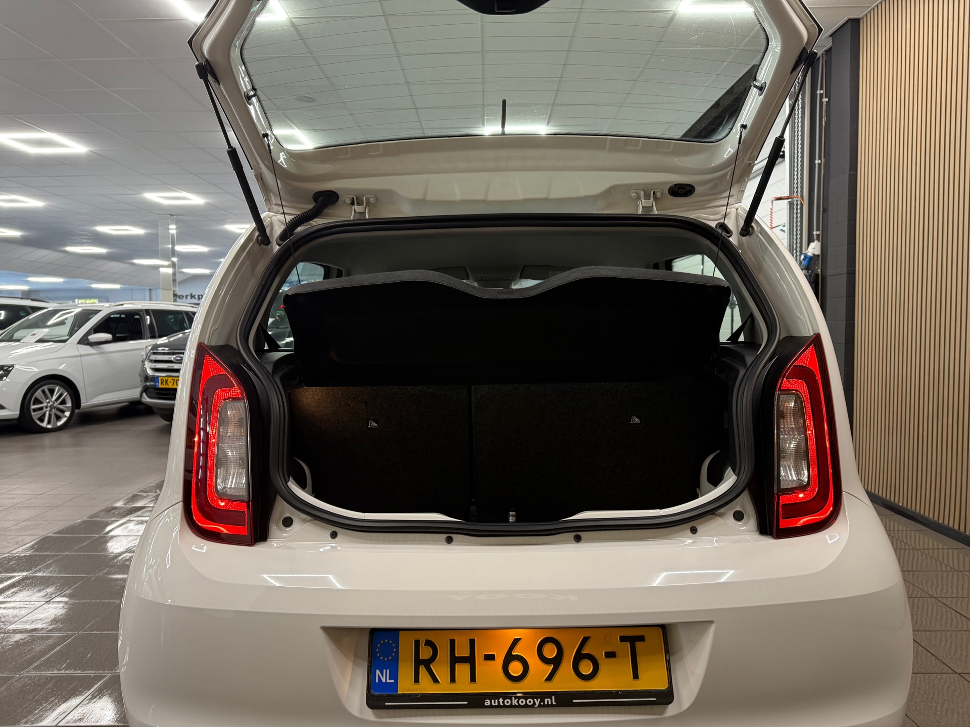 https://www.autokooy.nl//xml/images/46883850-5.JPG