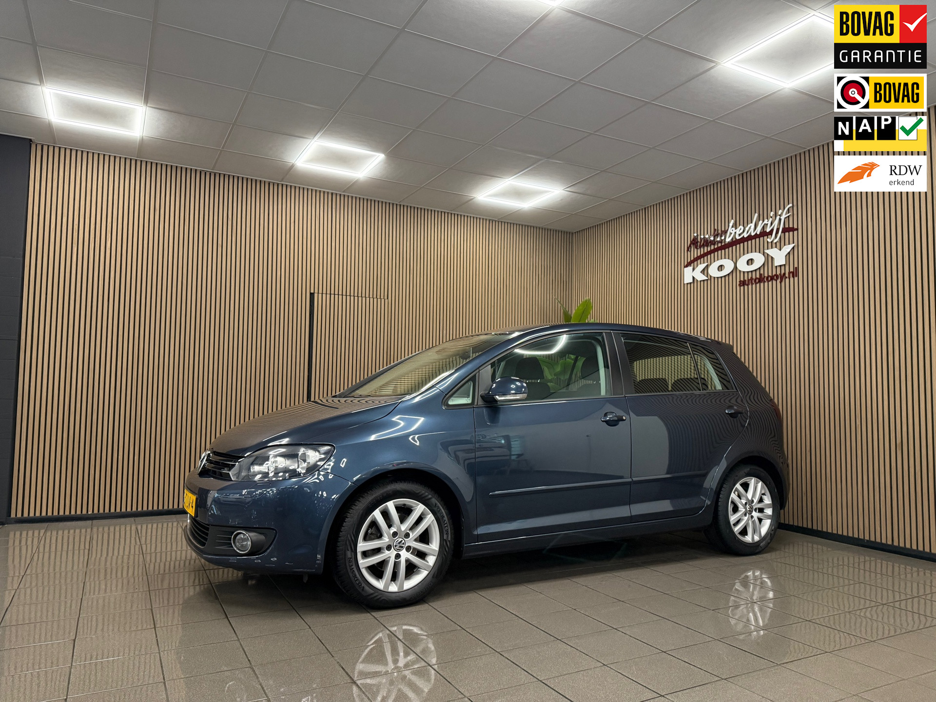 Volkswagen Golf Plus 1.2 TSI Highline BlueMotion * 1e Eig / Dealer onderhouden / Trekhaak / NL Auto *