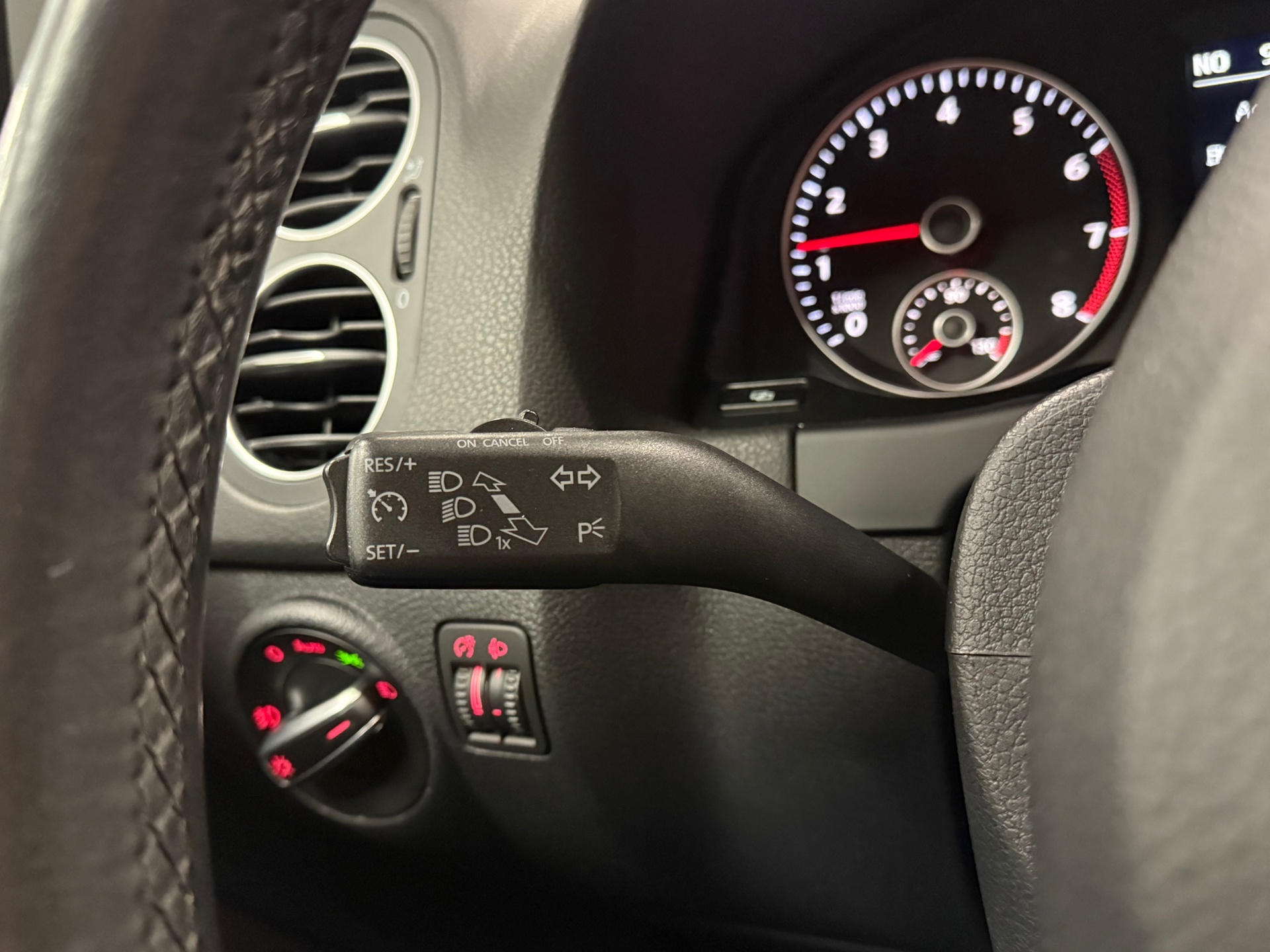 https://www.autokooy.nl//xml/images/46905367-15.JPG