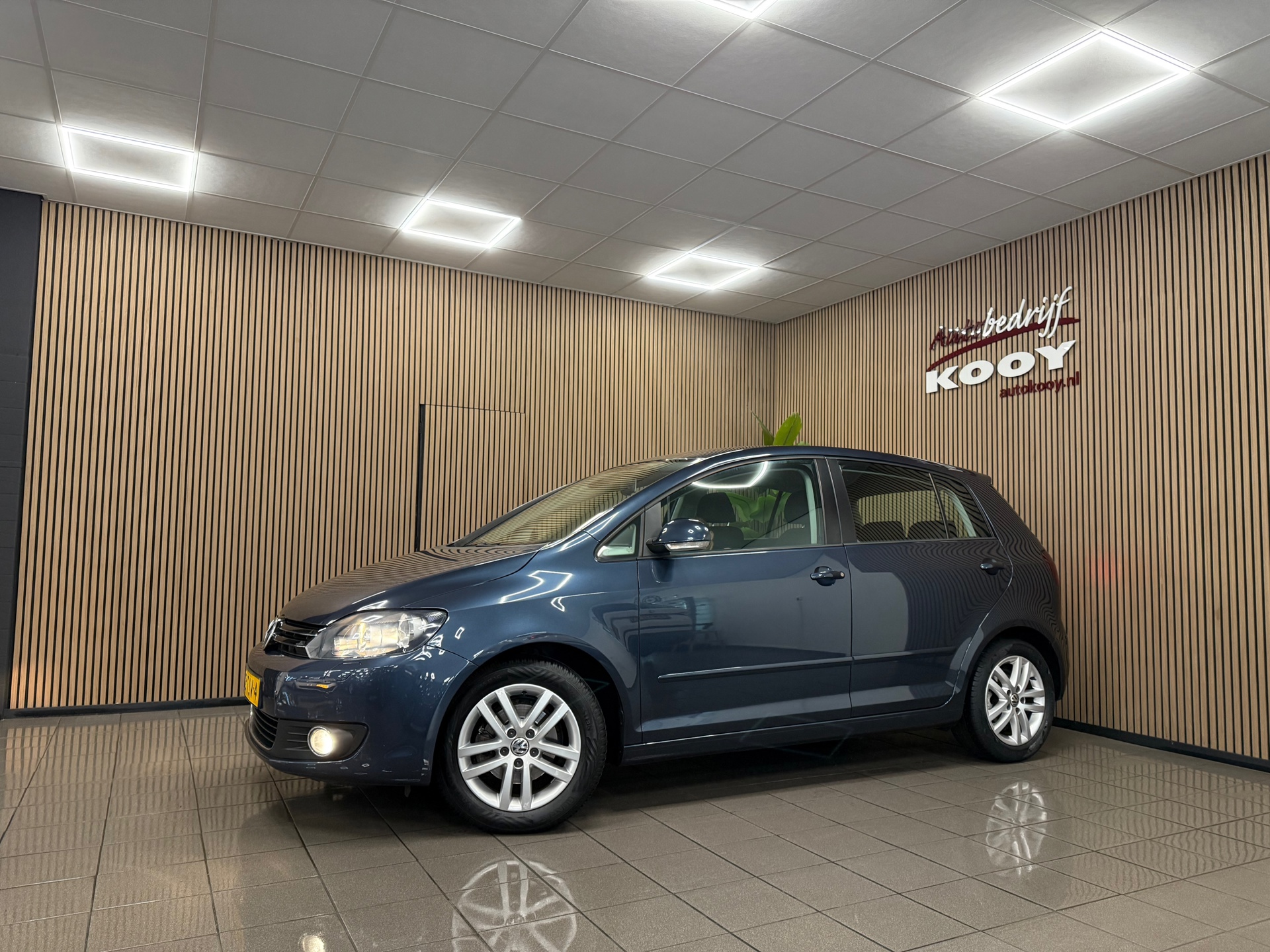 https://www.autokooy.nl//xml/images/46905367-9.JPG