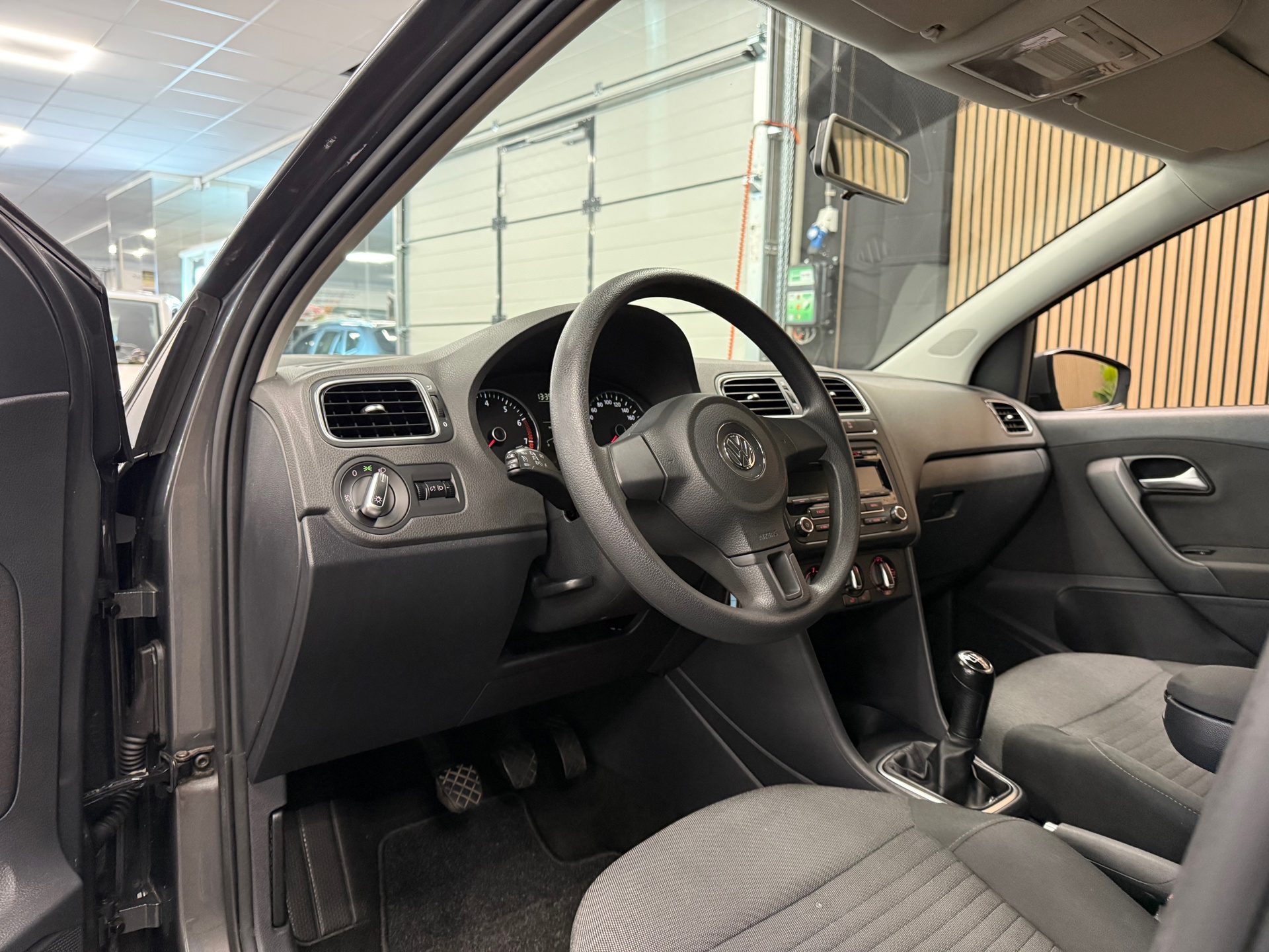 https://www.autokooy.nl//xml/images/46905424-12.JPG