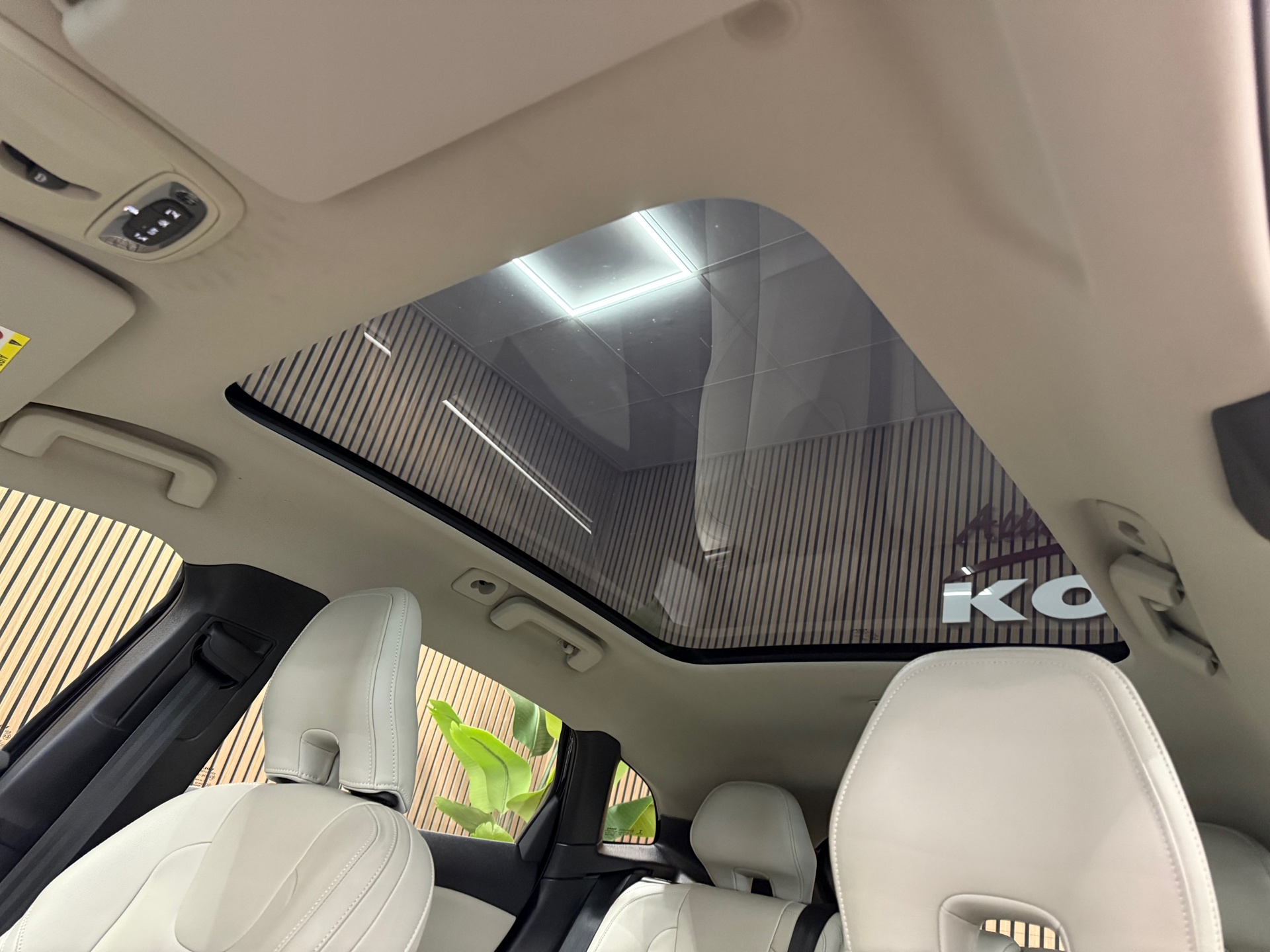 https://www.autokooy.nl//xml/images/47057384-23.JPG