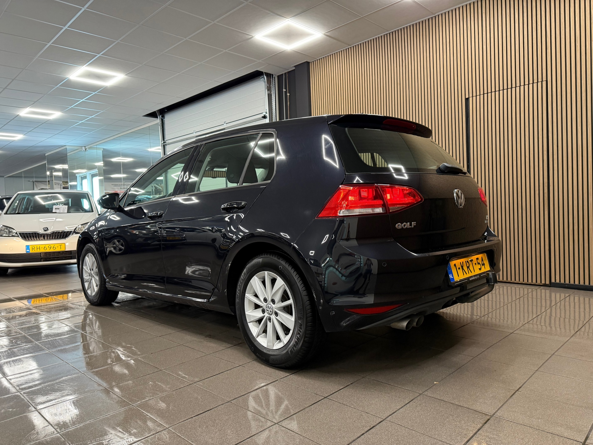 https://www.autokooy.nl//xml/images/47075678-3.JPG