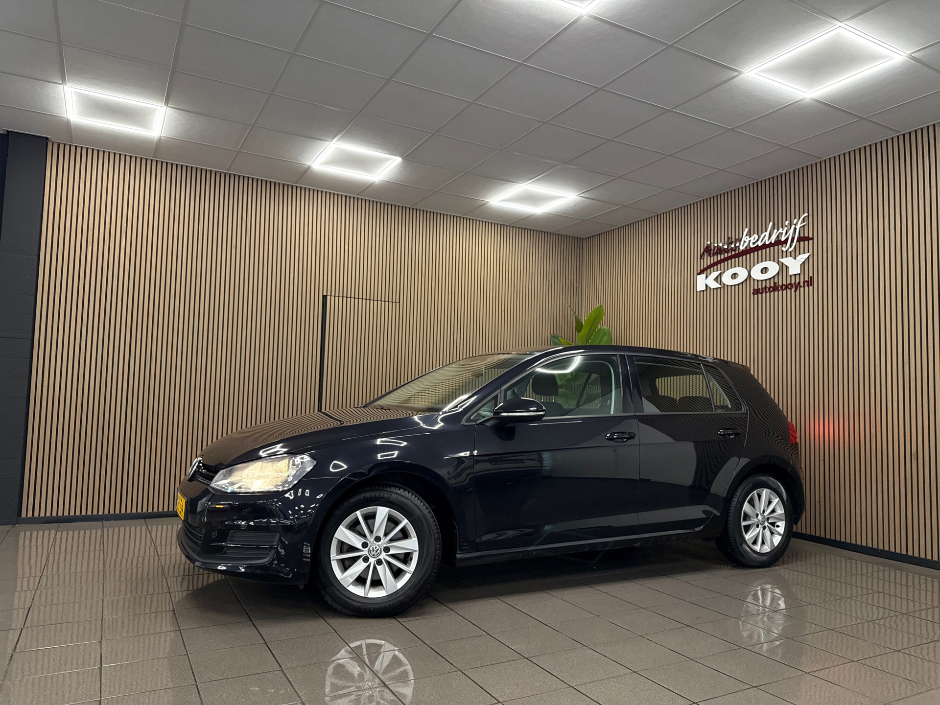 https://www.autokooy.nl//xml/images/47075678-9.JPG