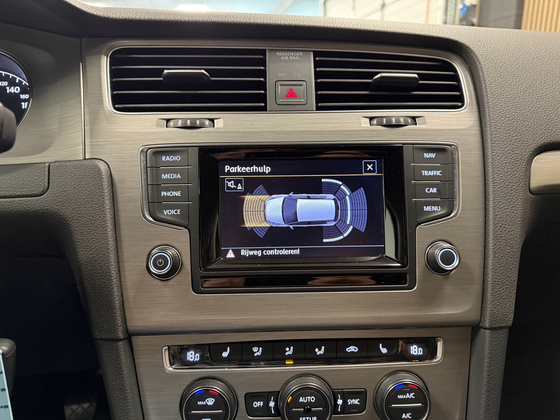 https://www.autokooy.nl//xml/images/47076094-19.JPG