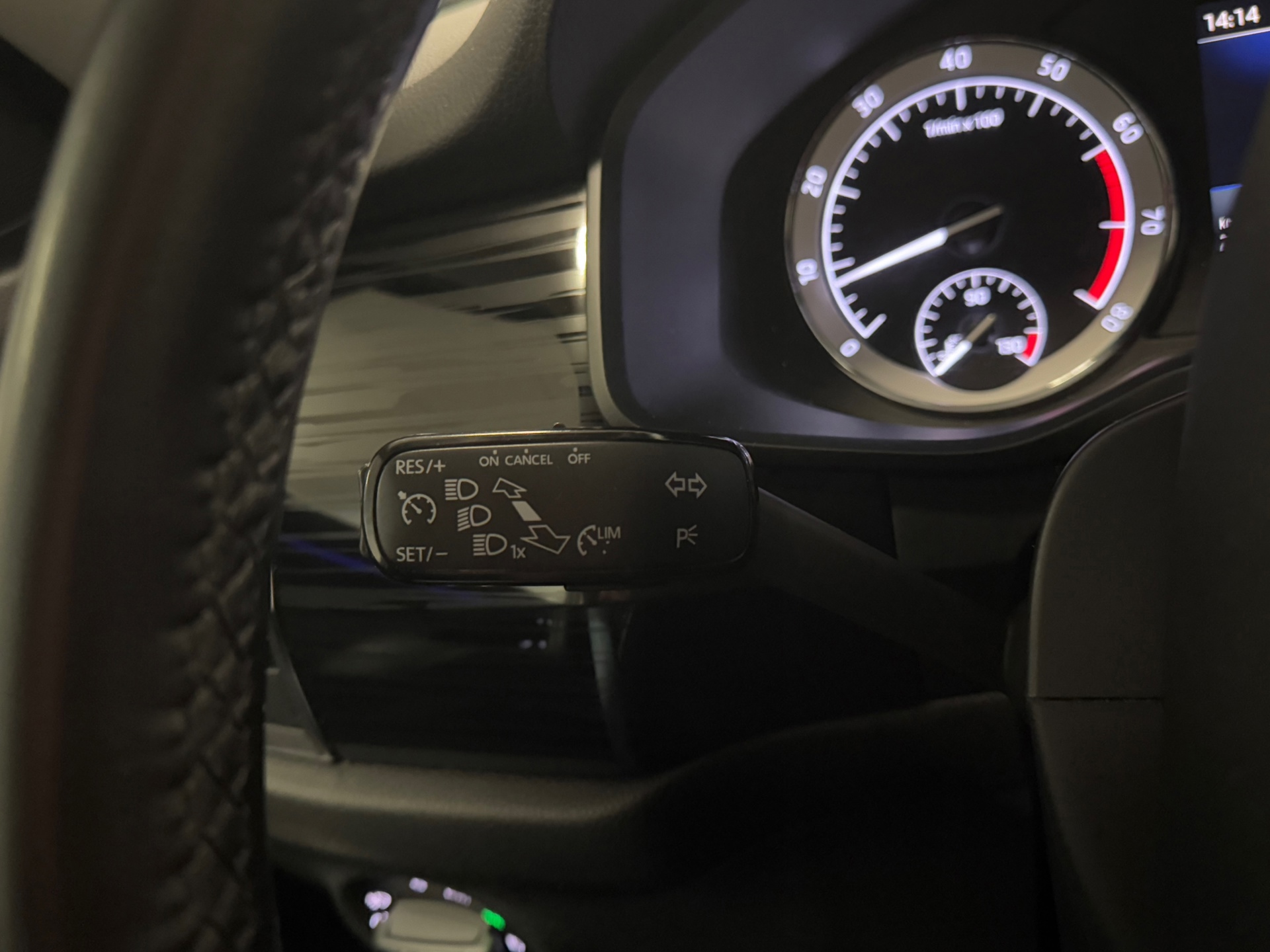 https://www.autokooy.nl//xml/images/47123203-16.JPG