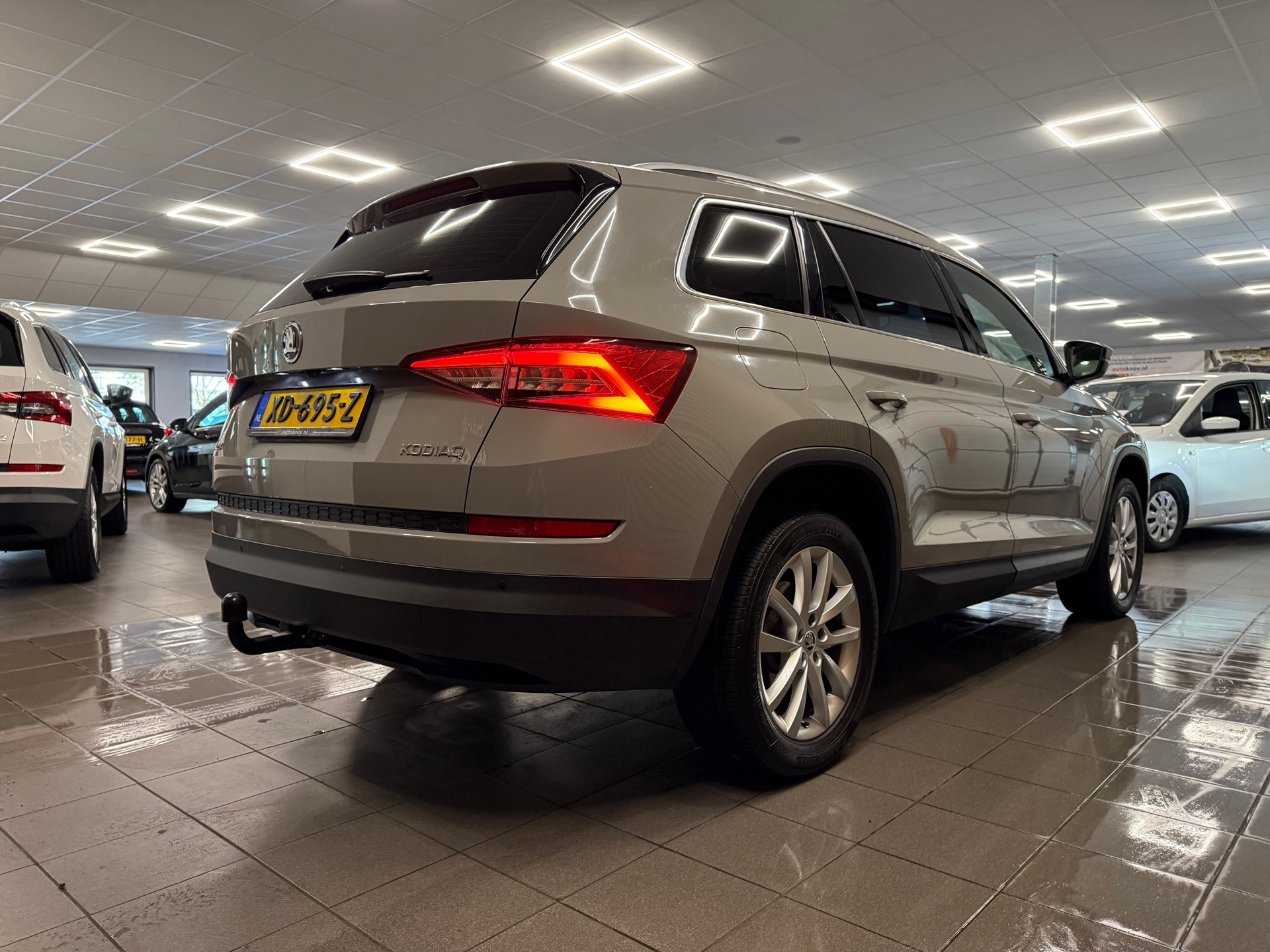 https://www.autokooy.nl//xml/images/47123203-7.JPG