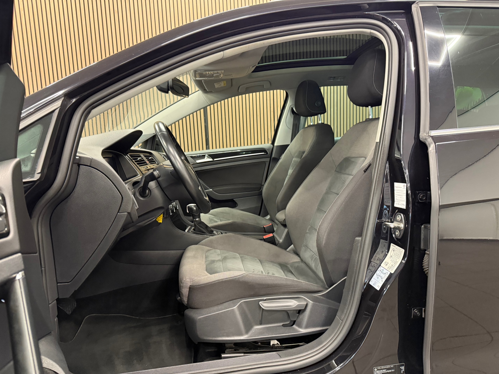 https://www.autokooy.nl//xml/images/47123272-11.JPG