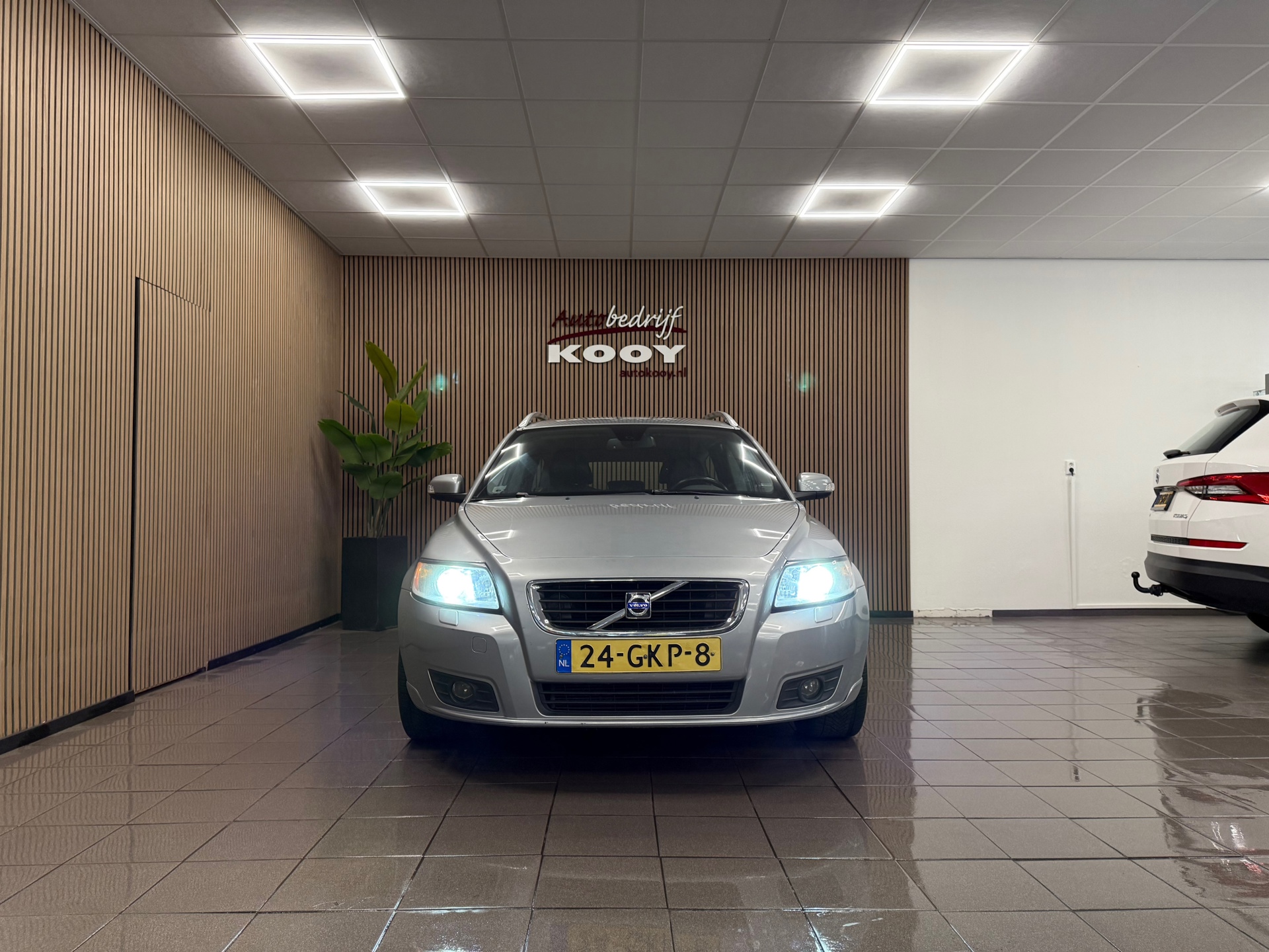 https://www.autokooy.nl//xml/images/47123374-9.JPG