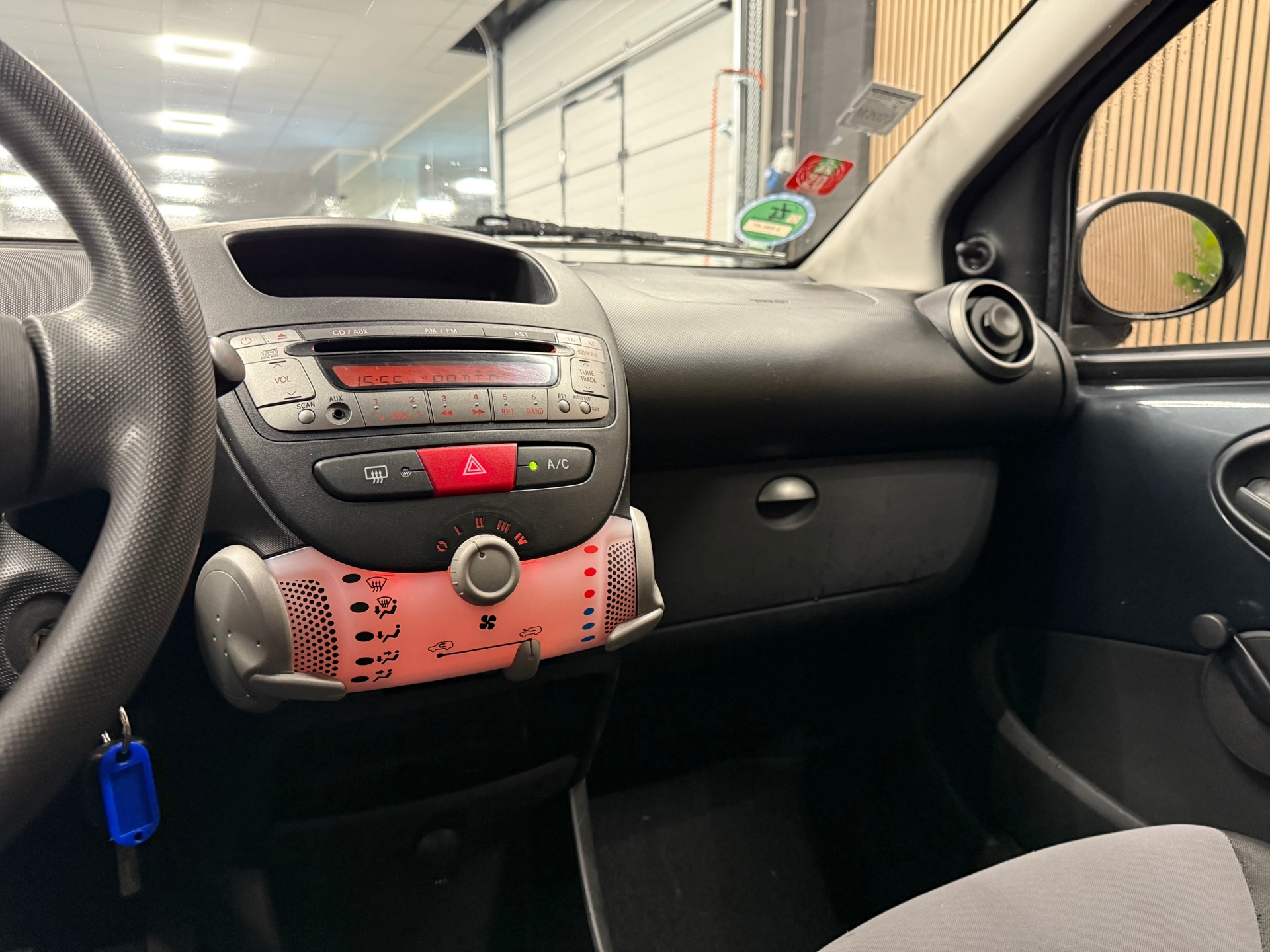 https://www.autokooy.nl//xml/images/47147243-17.JPG