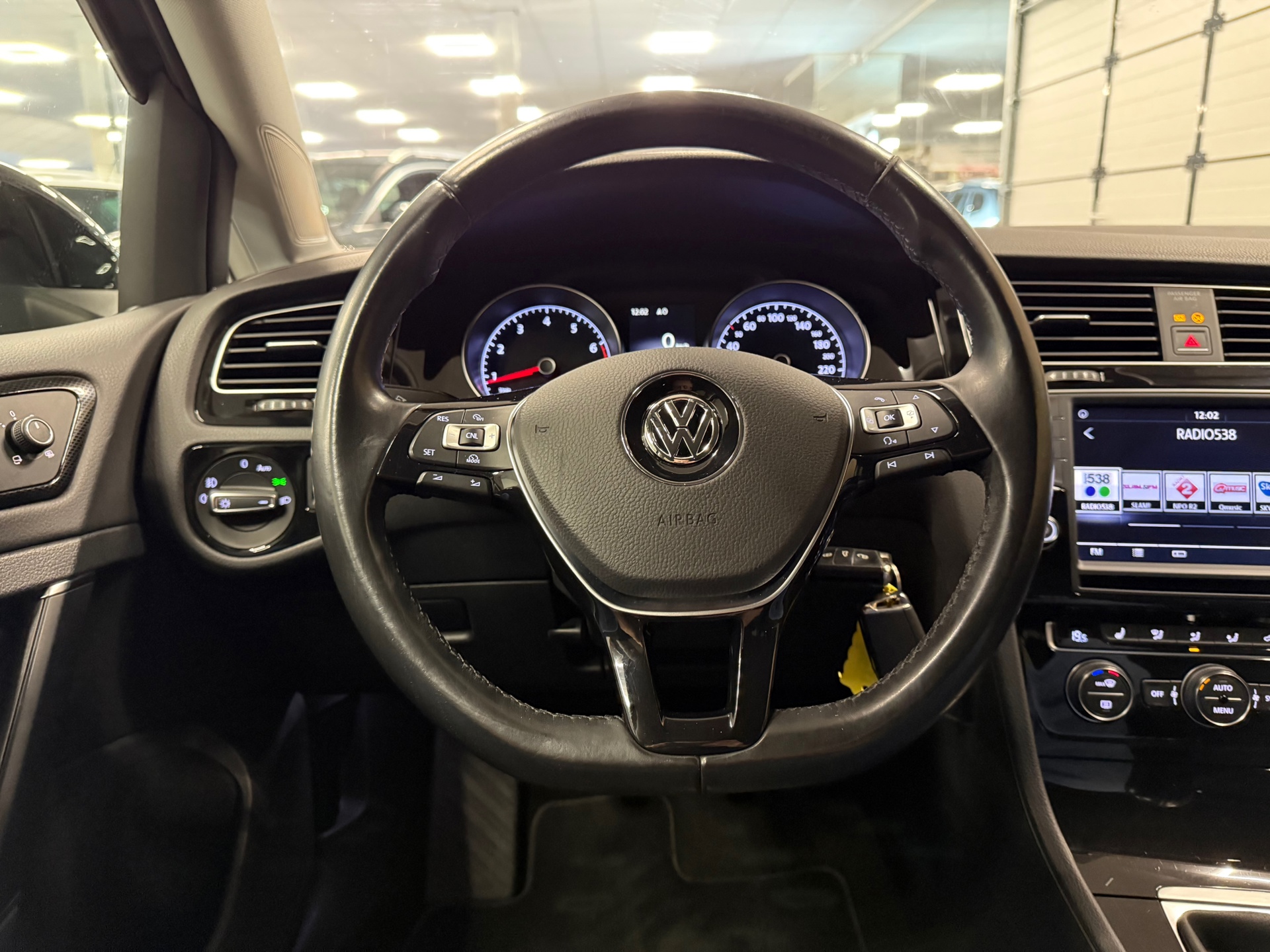 https://www.autokooy.nl//xml/images/47187471-14.JPG