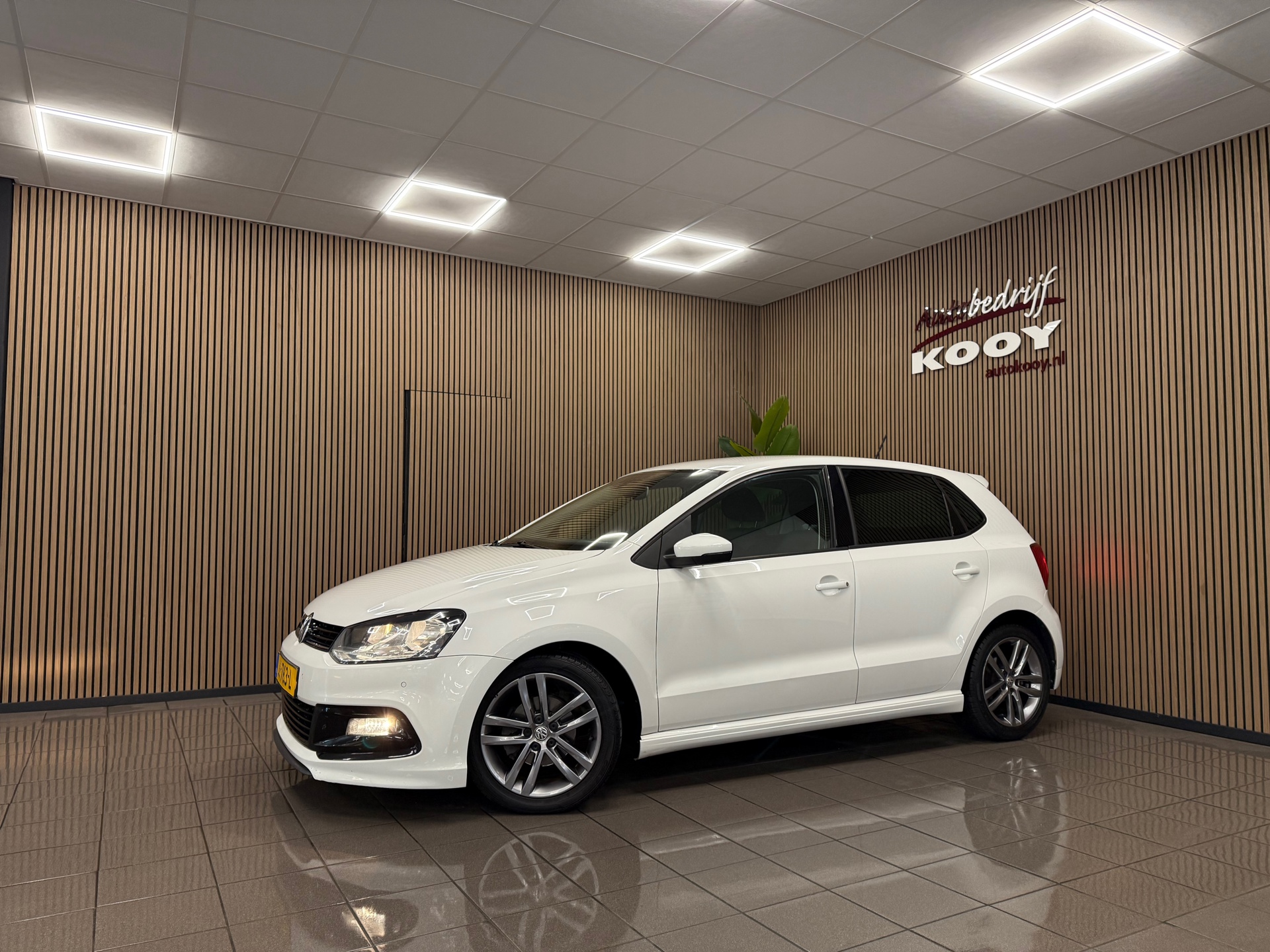 https://www.autokooy.nl//xml/images/47187712-9.JPG