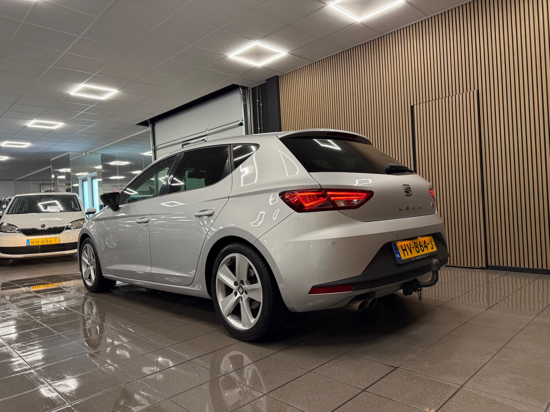 https://www.autokooy.nl//xml/images/47211909-3.JPG