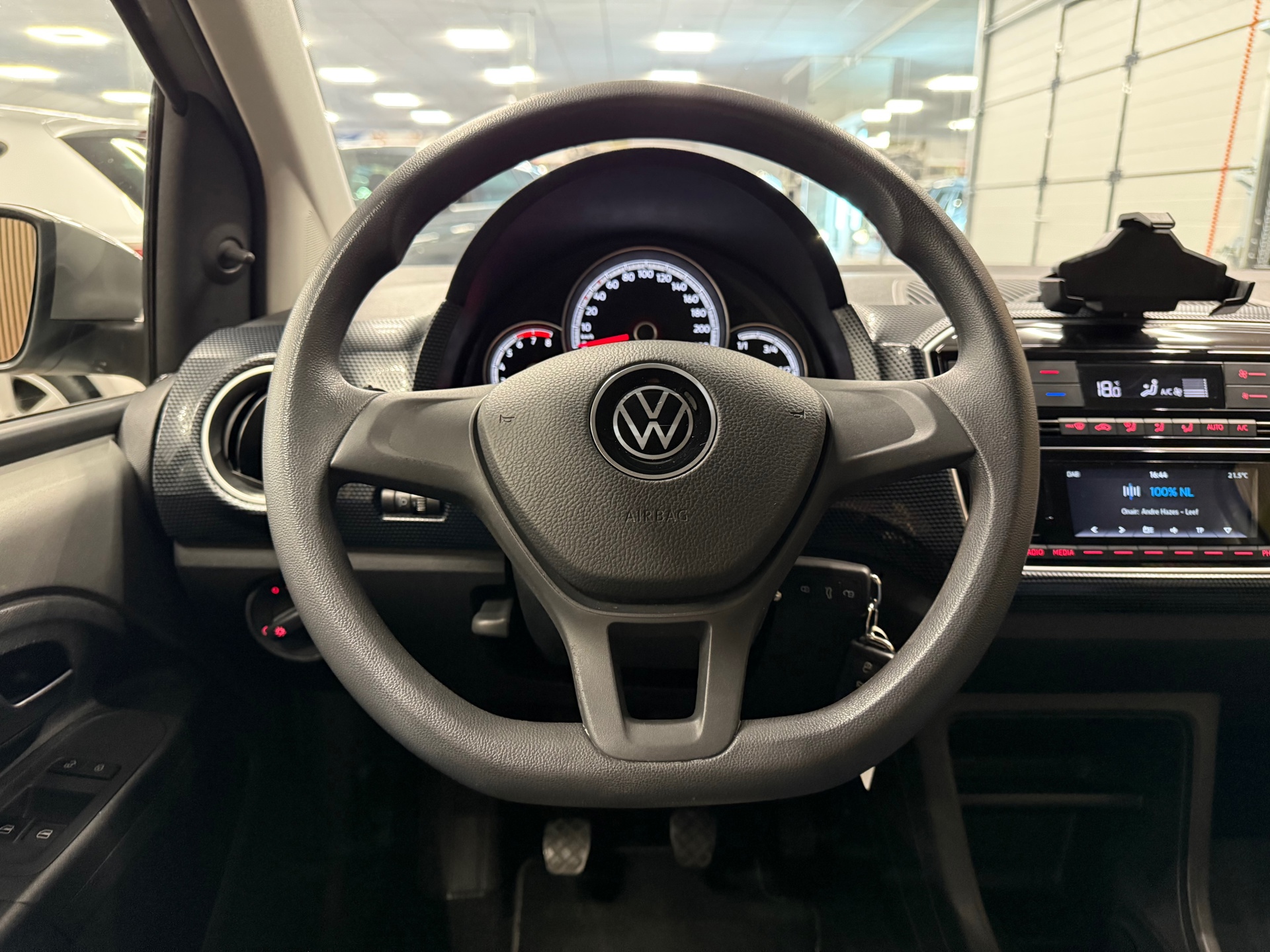 https://www.autokooy.nl//xml/images/47212054-14.JPG