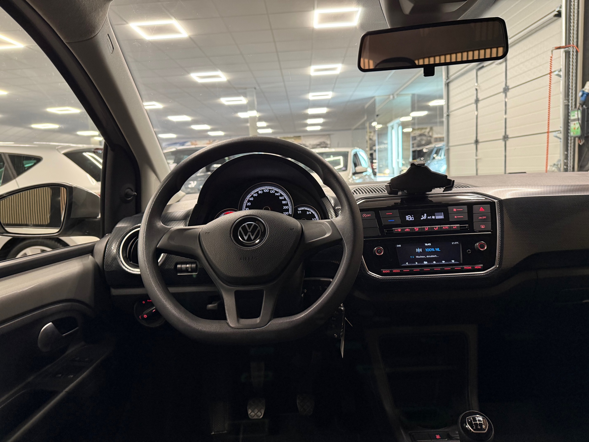 https://www.autokooy.nl//xml/images/47212054-21.JPG