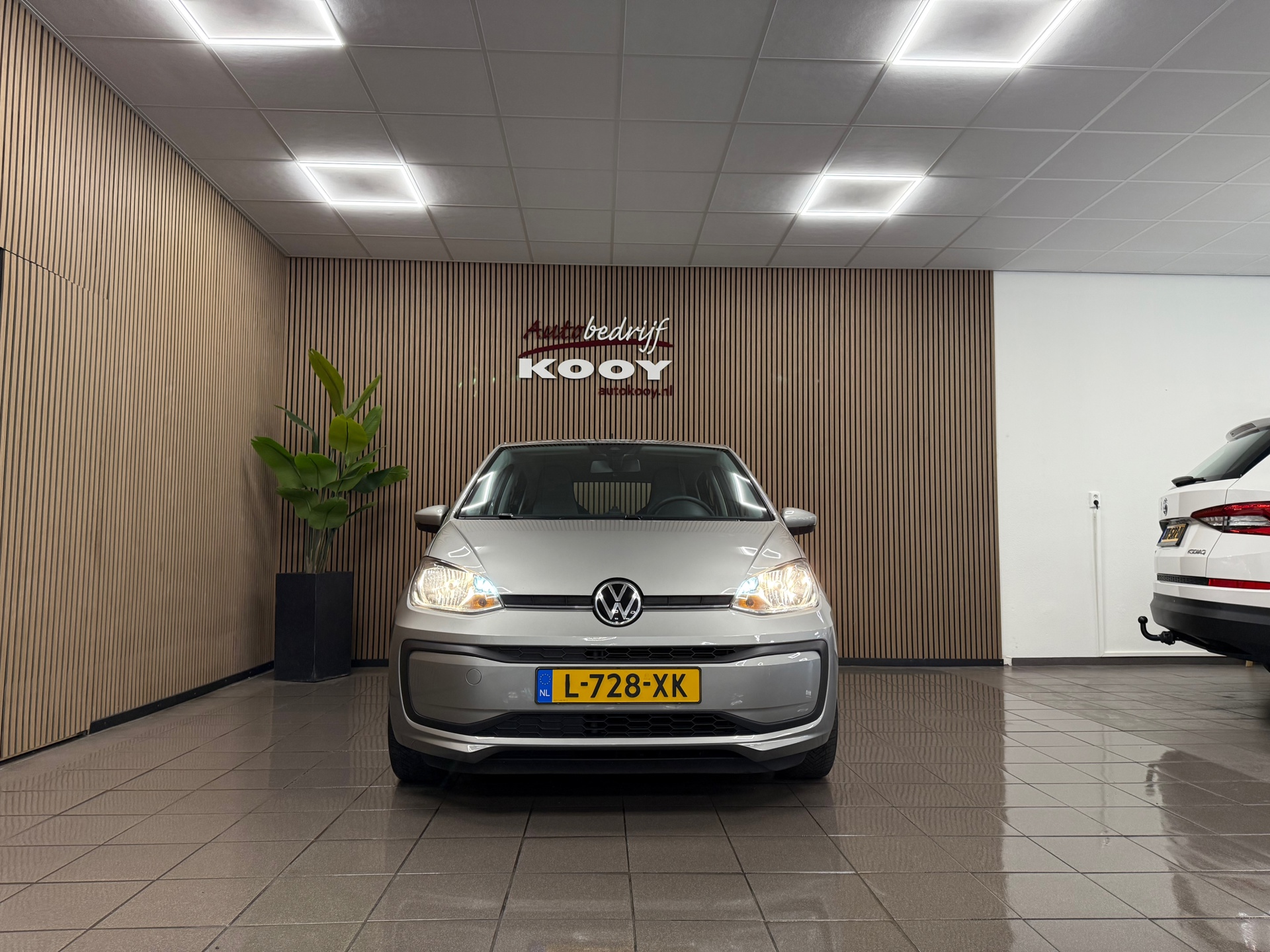 https://www.autokooy.nl//xml/images/47212054-8.JPG