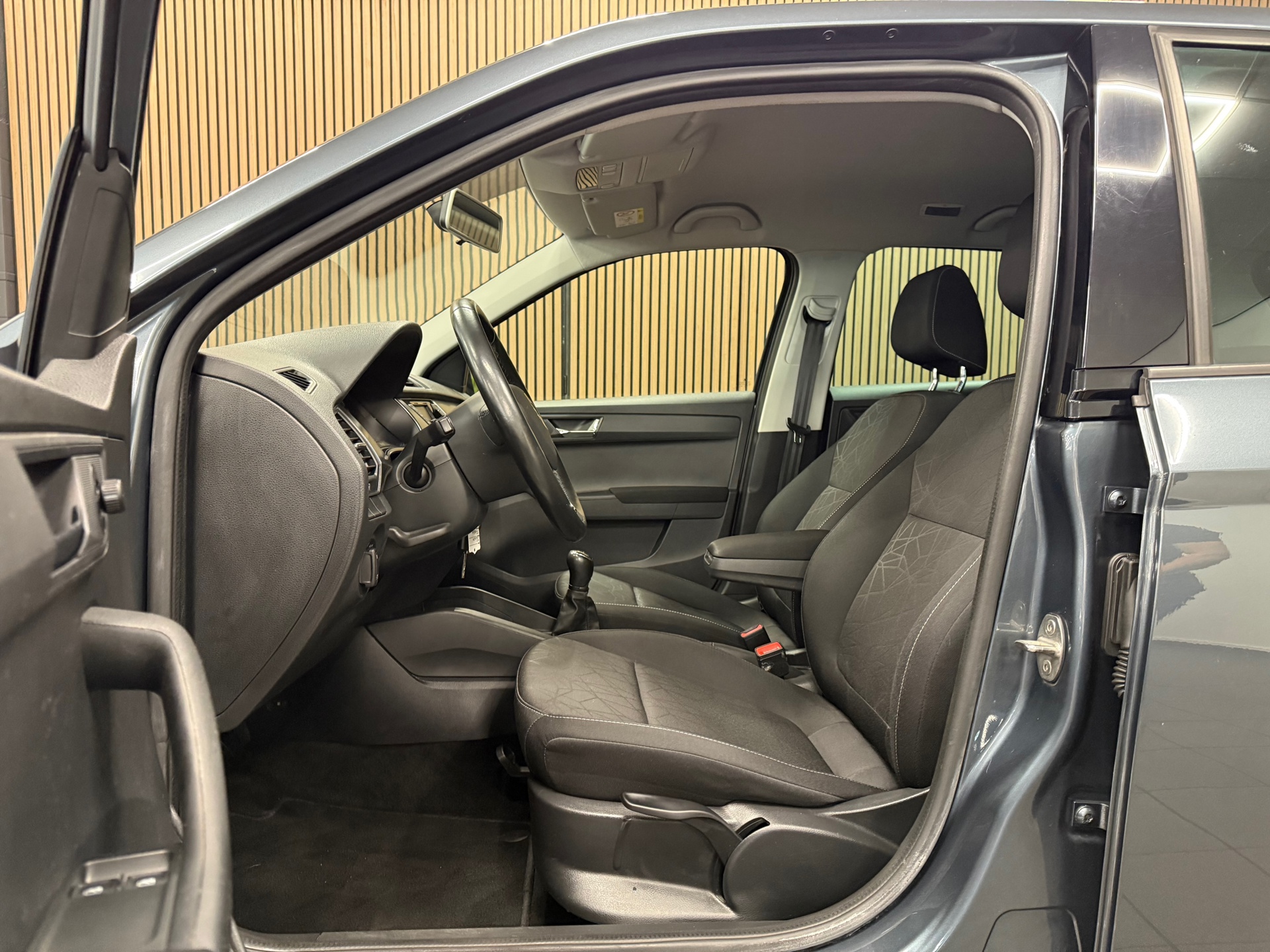 https://www.autokooy.nl//xml/images/47235581-12.JPG