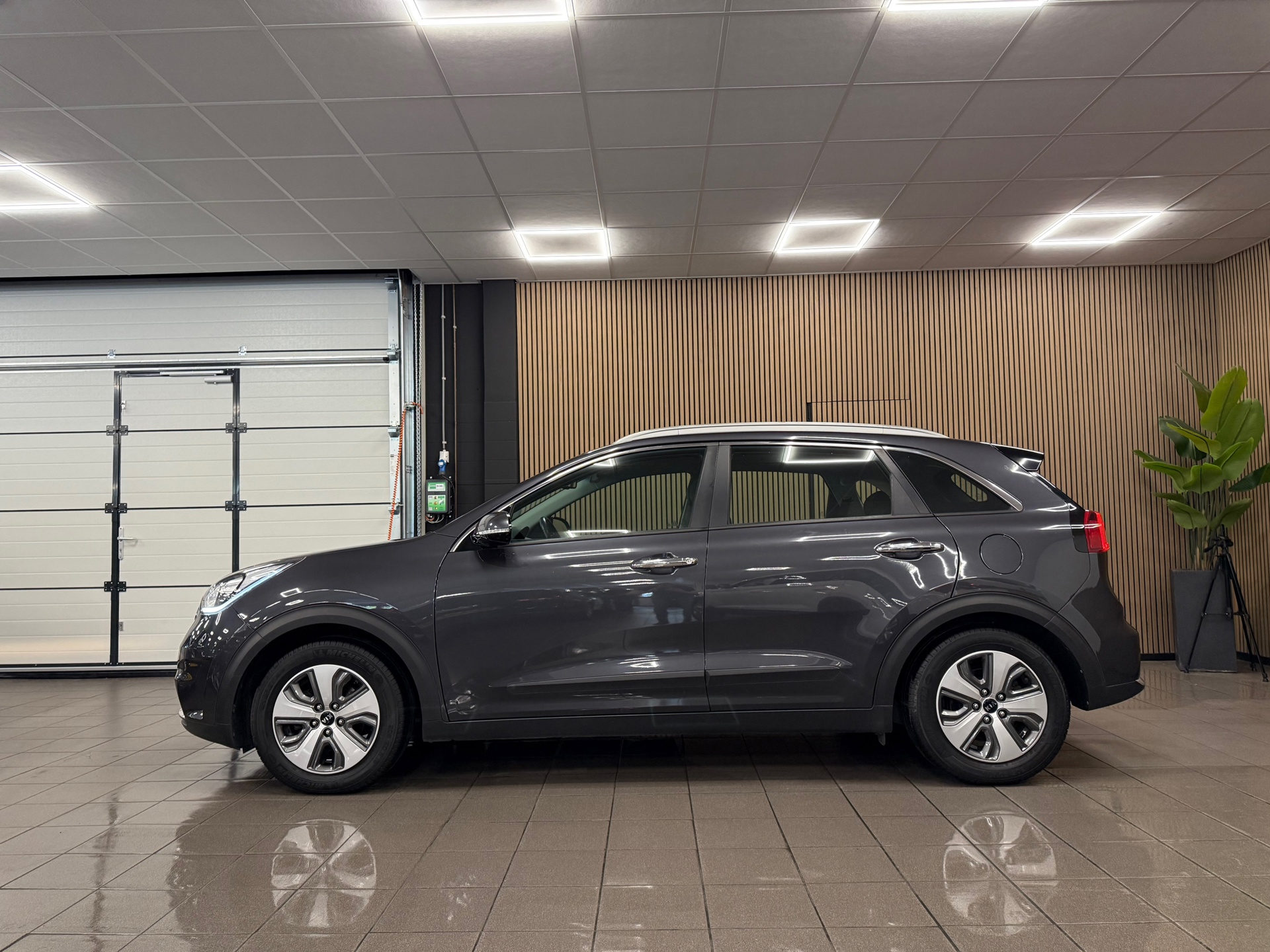 https://www.autokooy.nl//xml/images/47260883-2.JPG