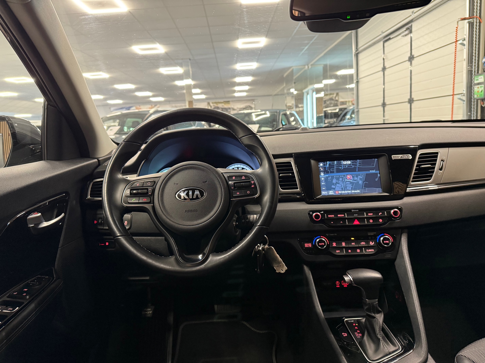 https://www.autokooy.nl//xml/images/47260883-21.JPG