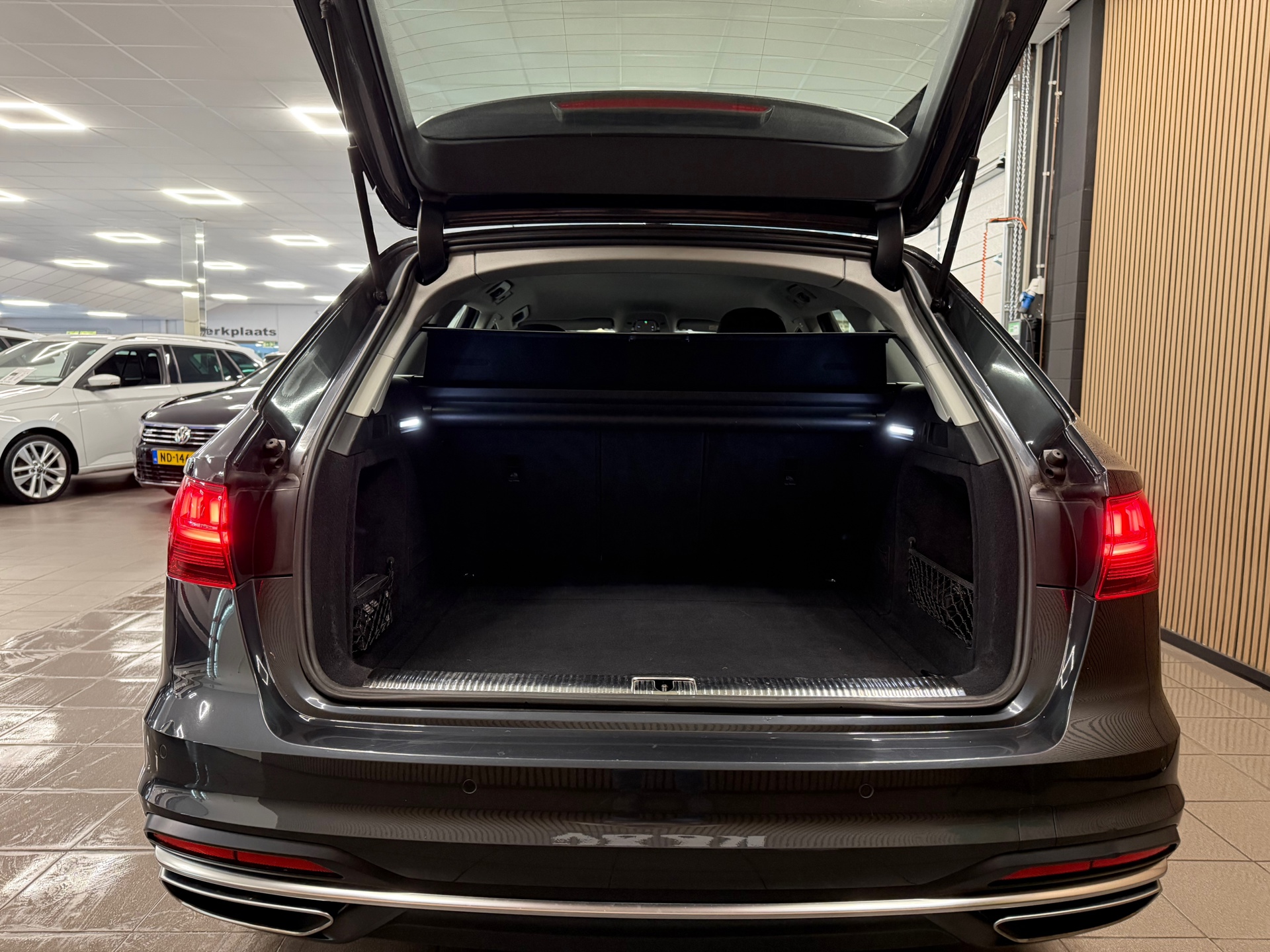 https://www.autokooy.nl//xml/images/47308988-5.JPG