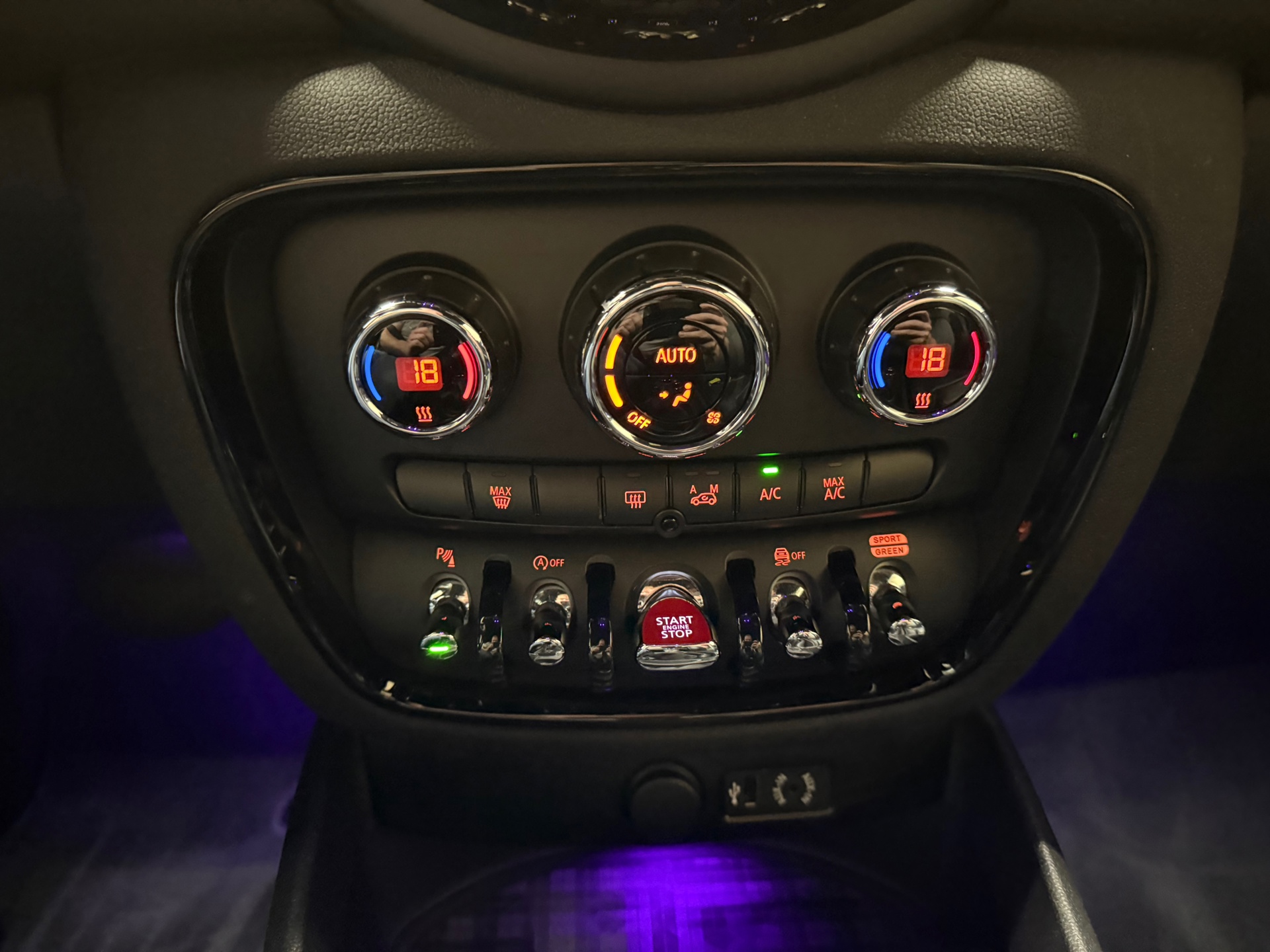 https://www.autokooy.nl//xml/images/47331360-19.JPG