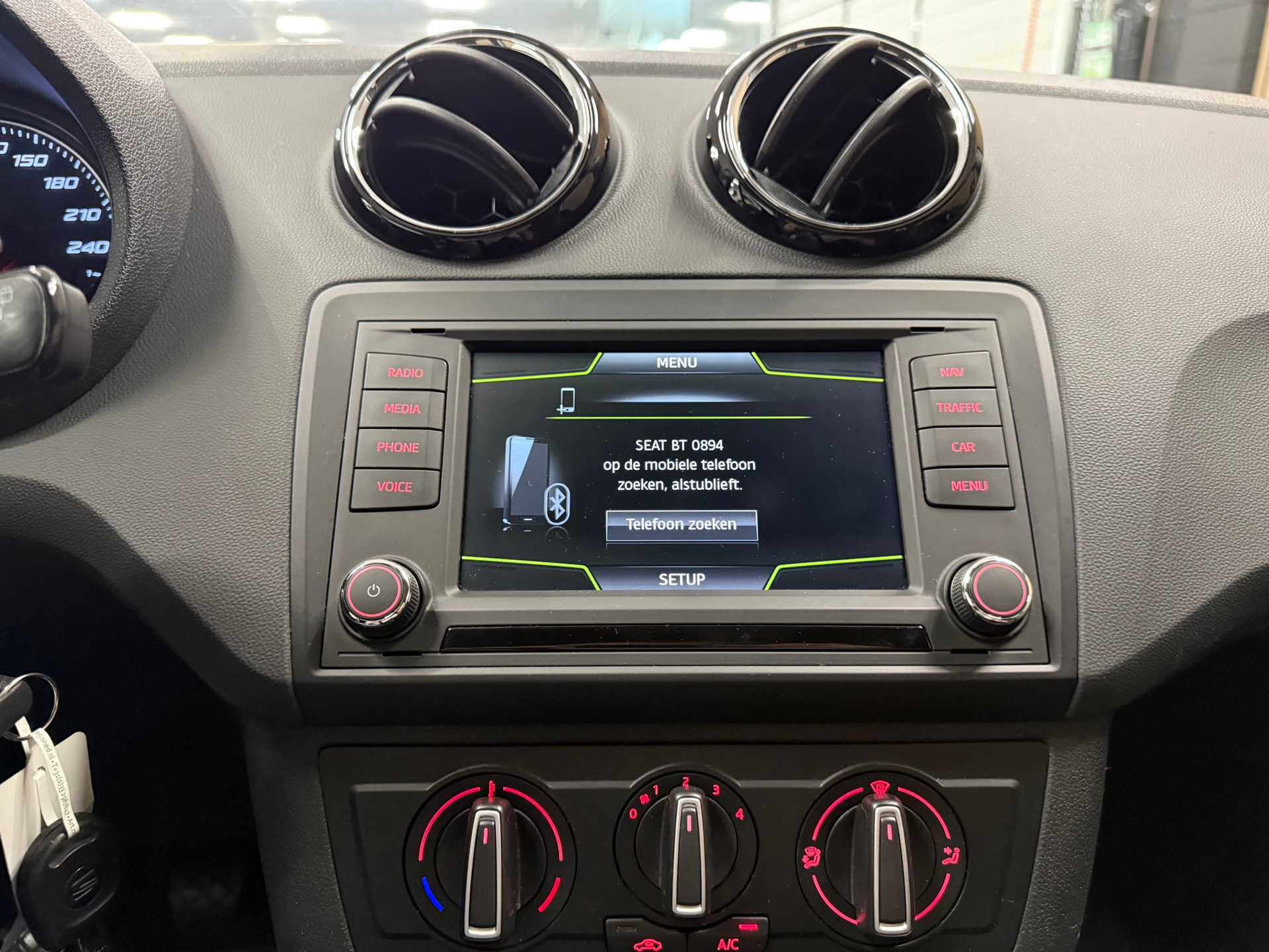 https://www.autokooy.nl//xml/images/47355197-18.JPG