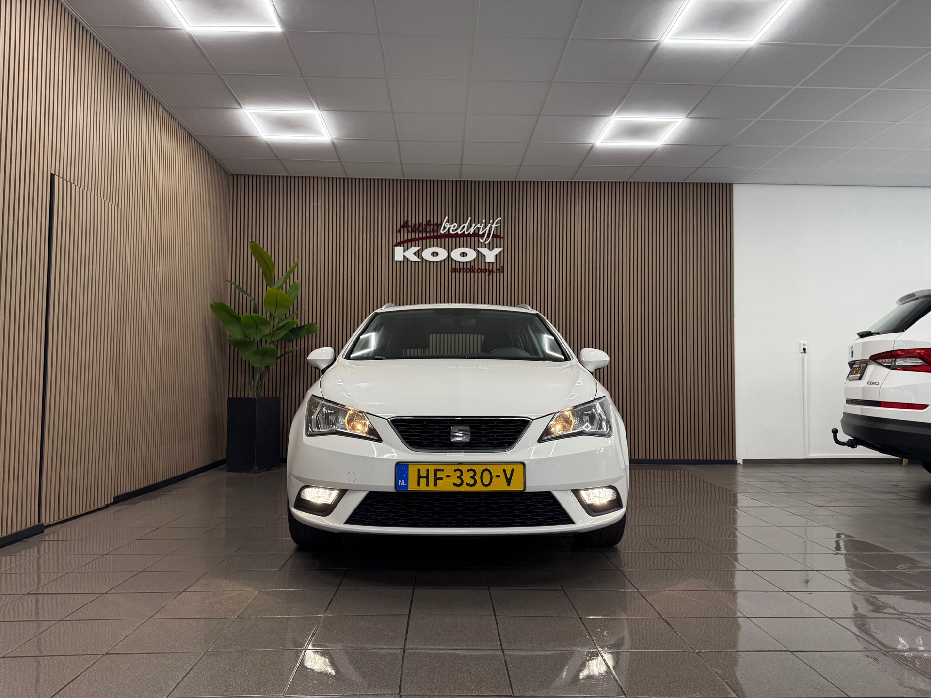 https://www.autokooy.nl//xml/images/47355197-8.JPG