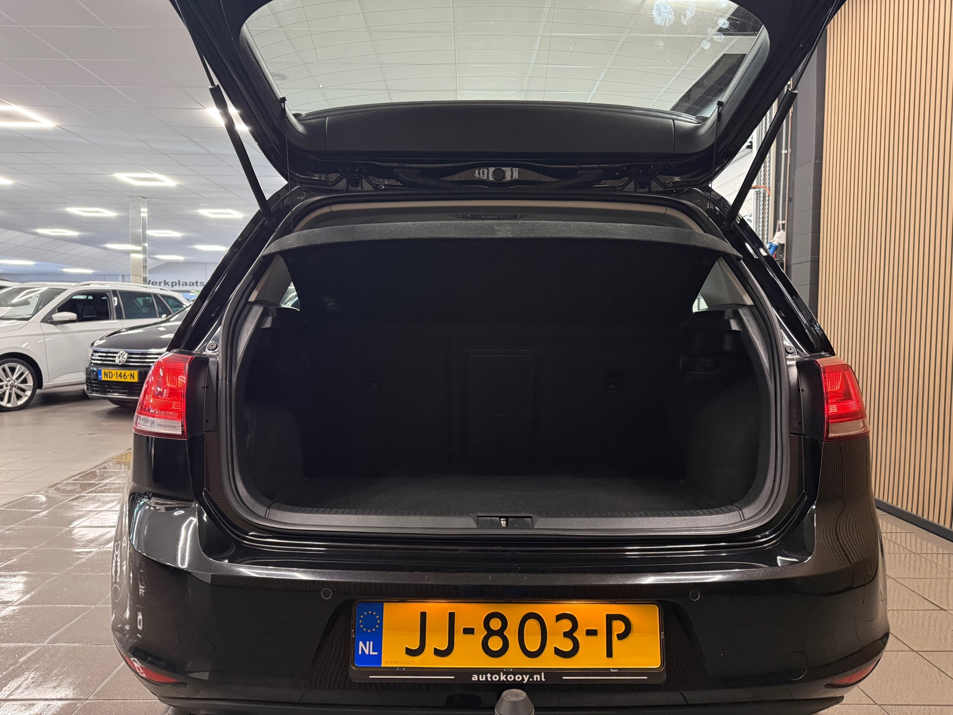 https://www.autokooy.nl//xml/images/47355257-5.JPG