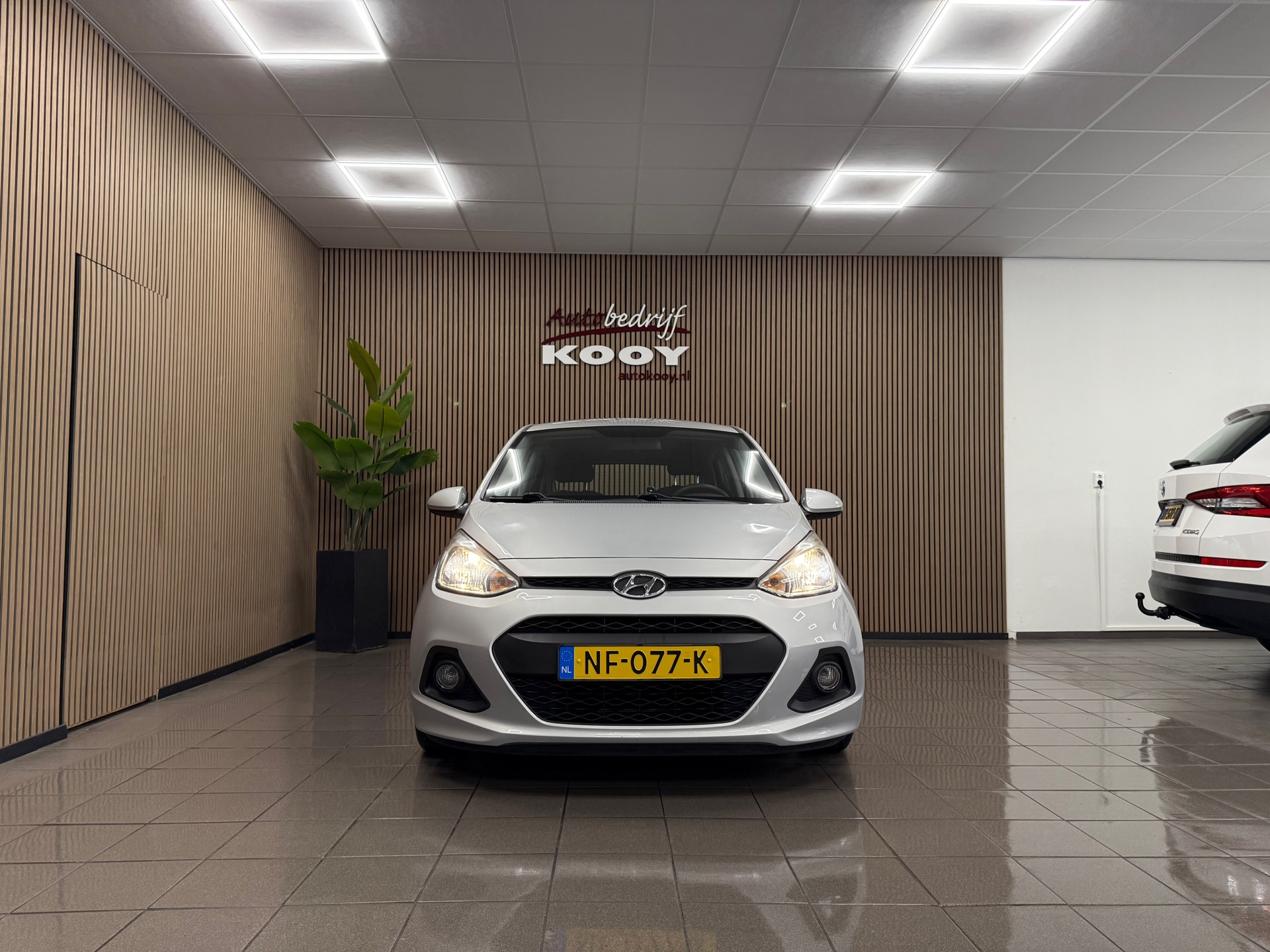 https://www.autokooy.nl//xml/images/47355357-8.JPG