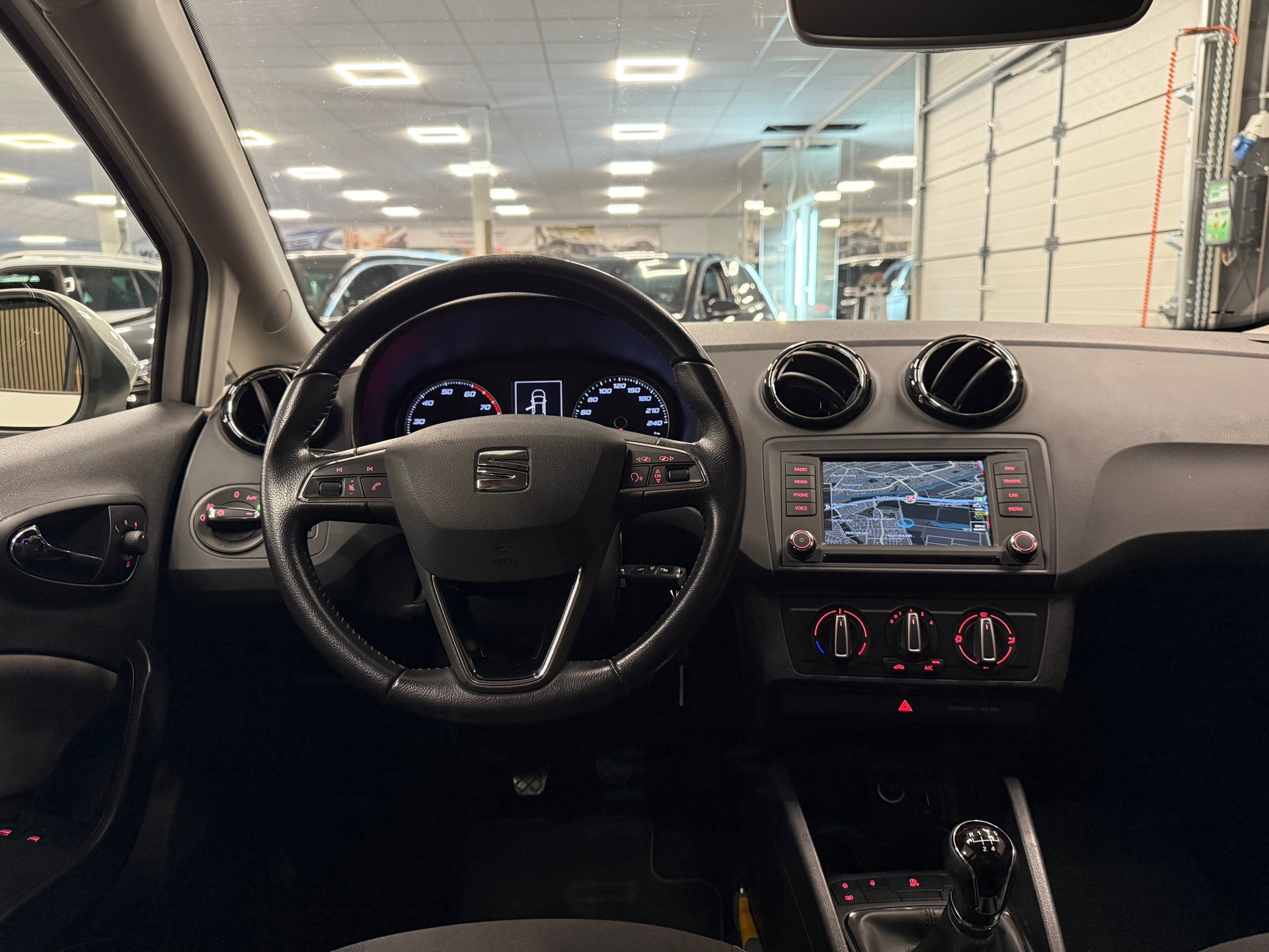 https://www.autokooy.nl//xml/images/47382312-20.JPG