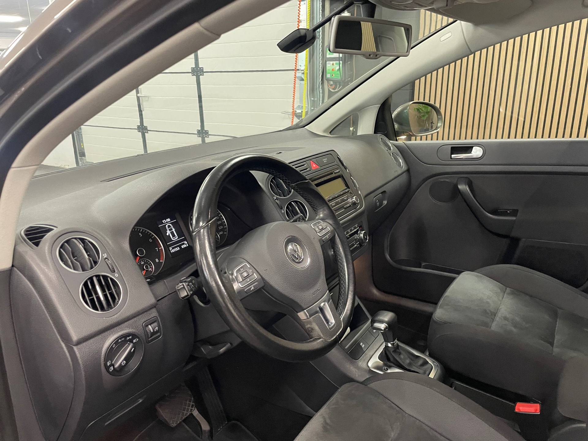 https://www.autokooy.nl//xml/images/47401122-11.JPG