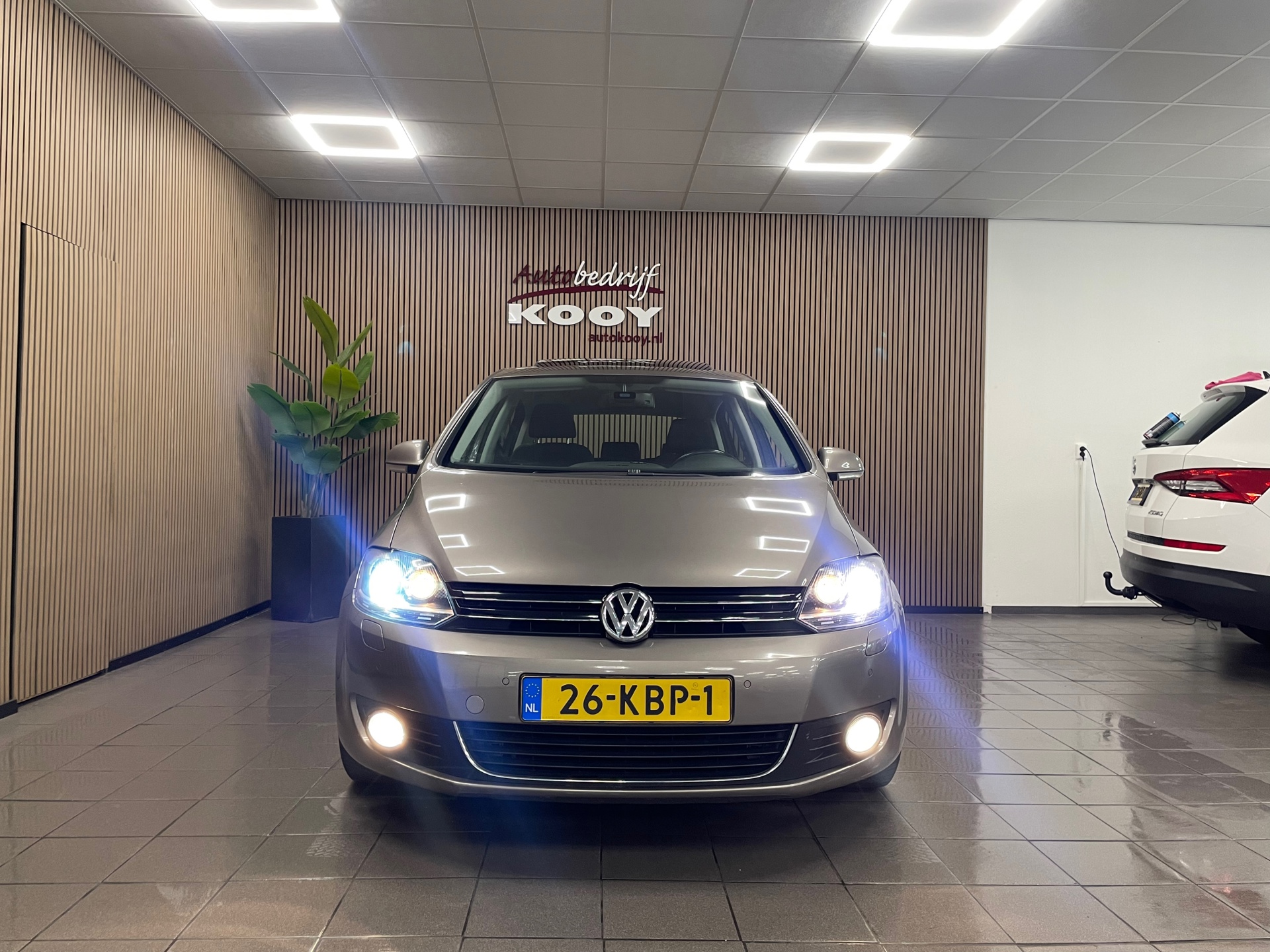 https://www.autokooy.nl//xml/images/47401122-8.JPG