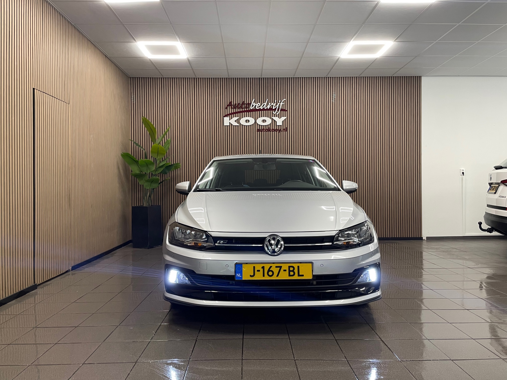 https://www.autokooy.nl//xml/images/47467504-7.JPG