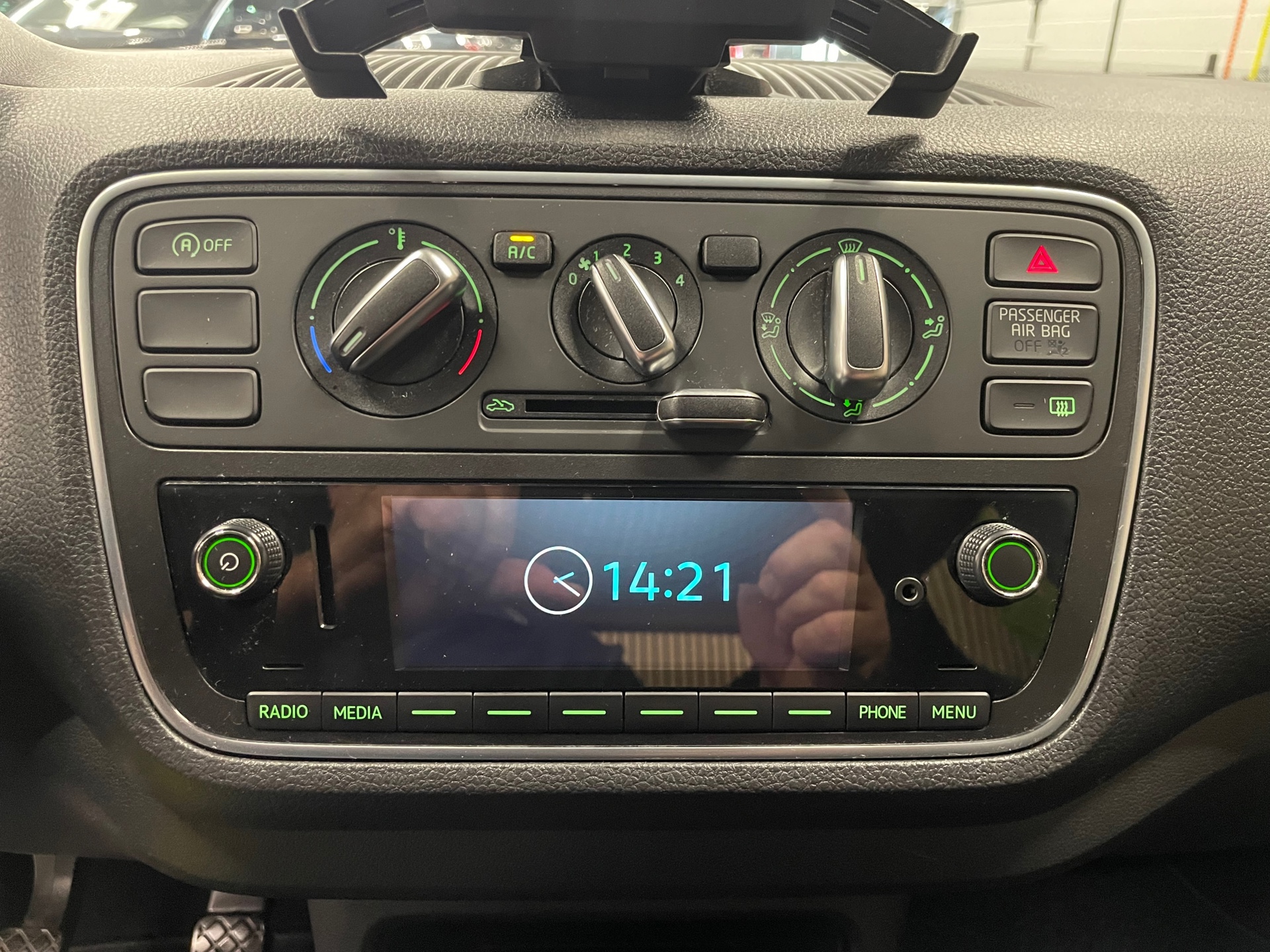 https://www.autokooy.nl//xml/images/47467810-15.JPG